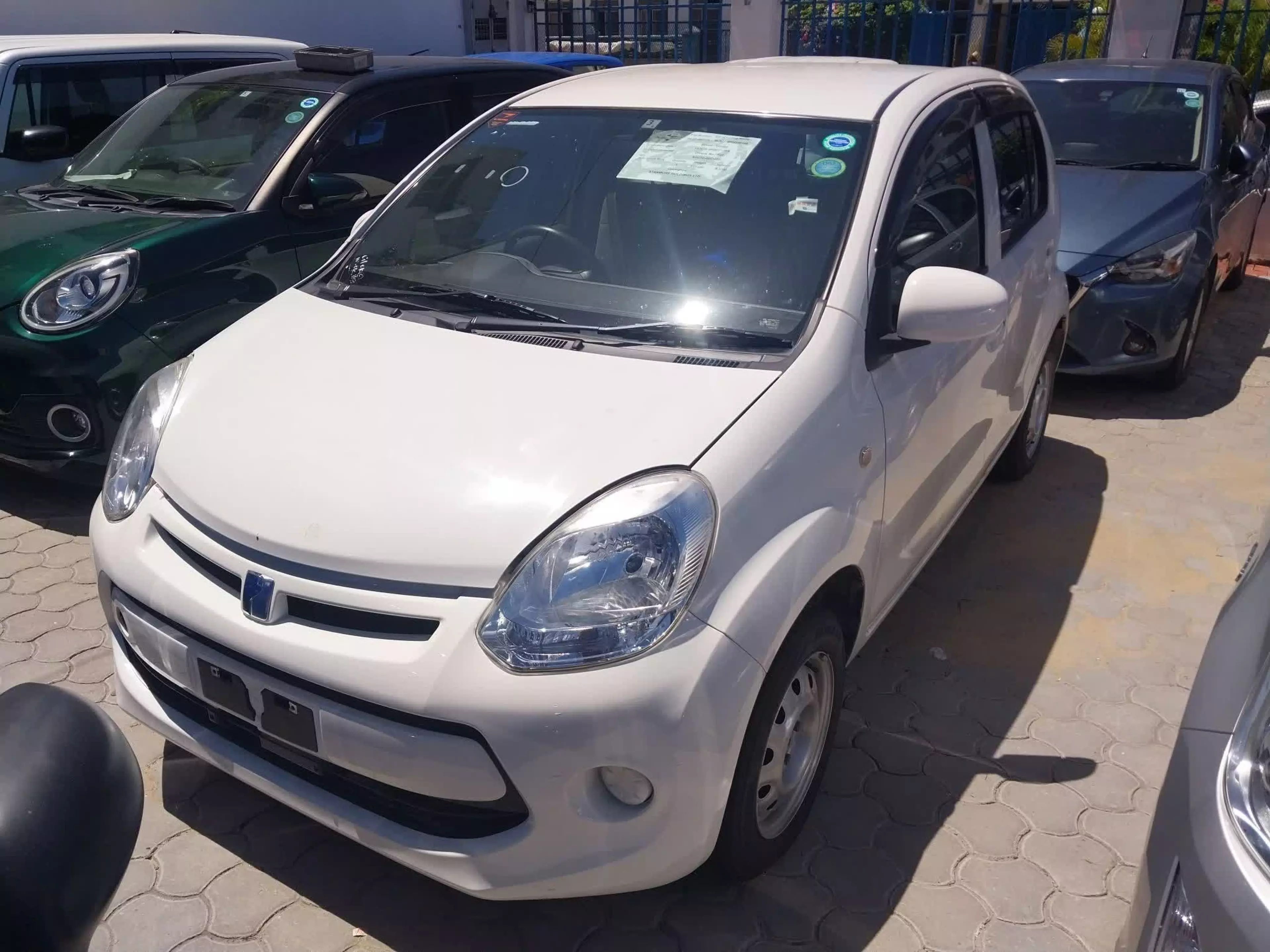 Toyota Passo - 2016