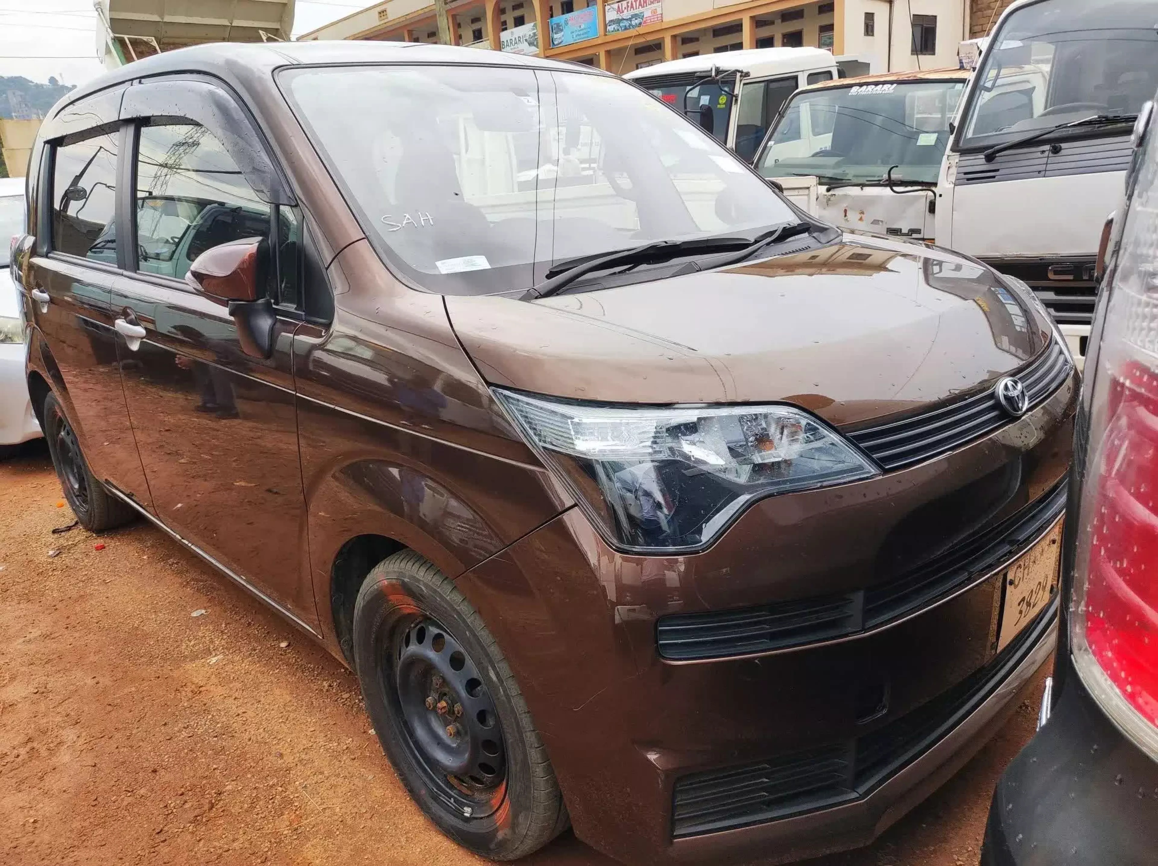 Toyota Spade  - 2009
