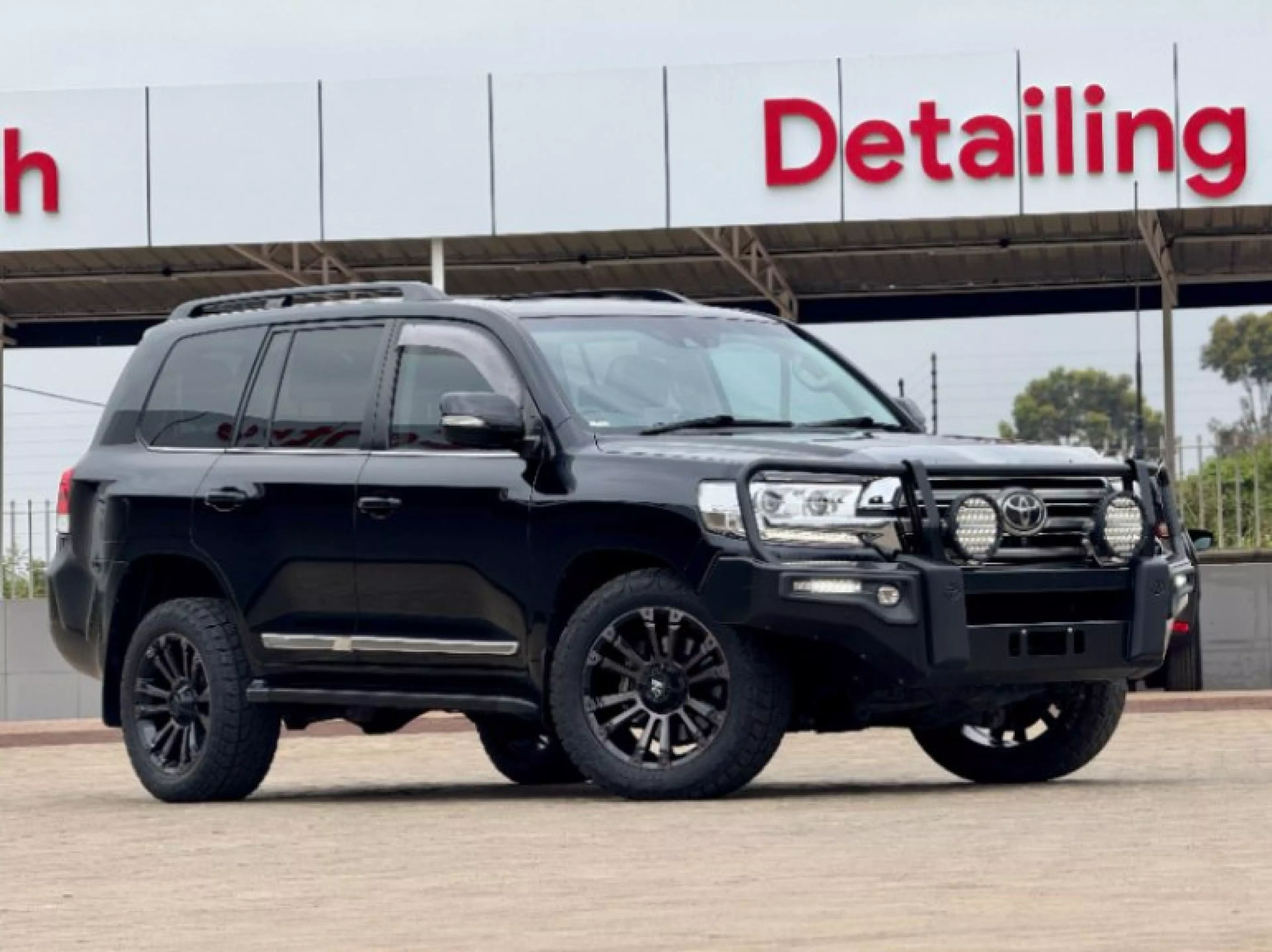 Toyota Landcruiser Sahara - 2018