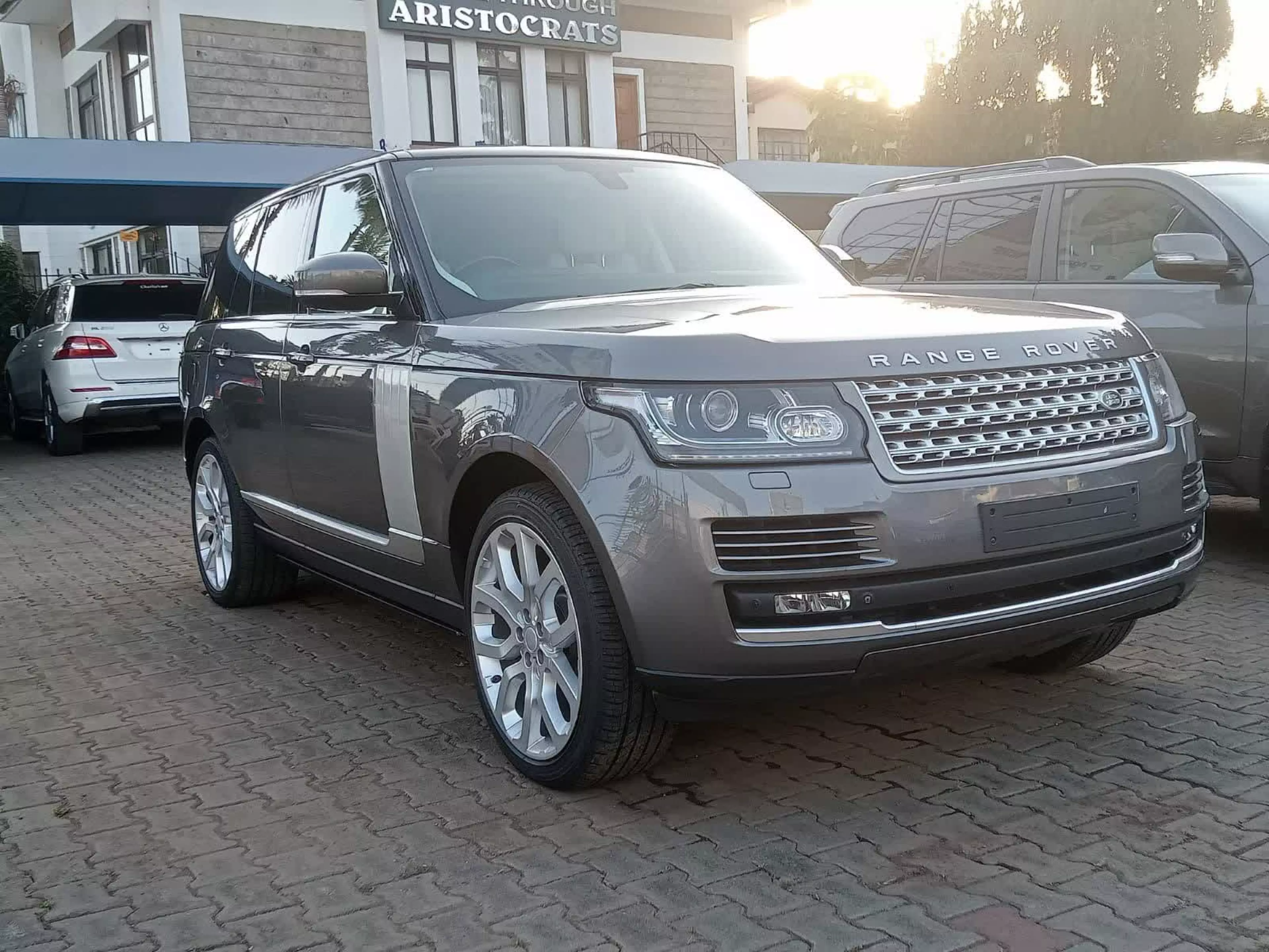 Land Rover Range Rover - 2015