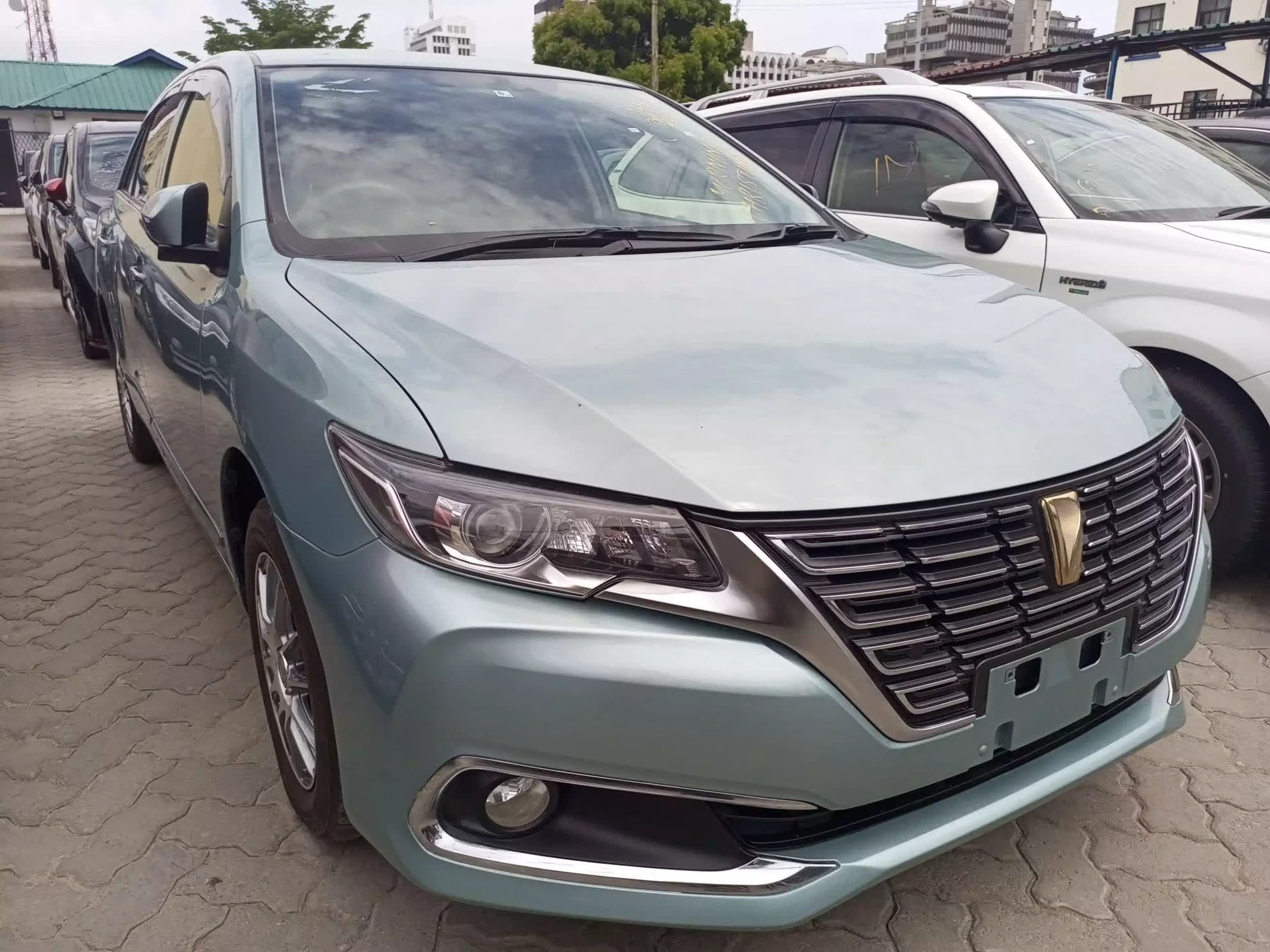 Toyota Premio  - 2015