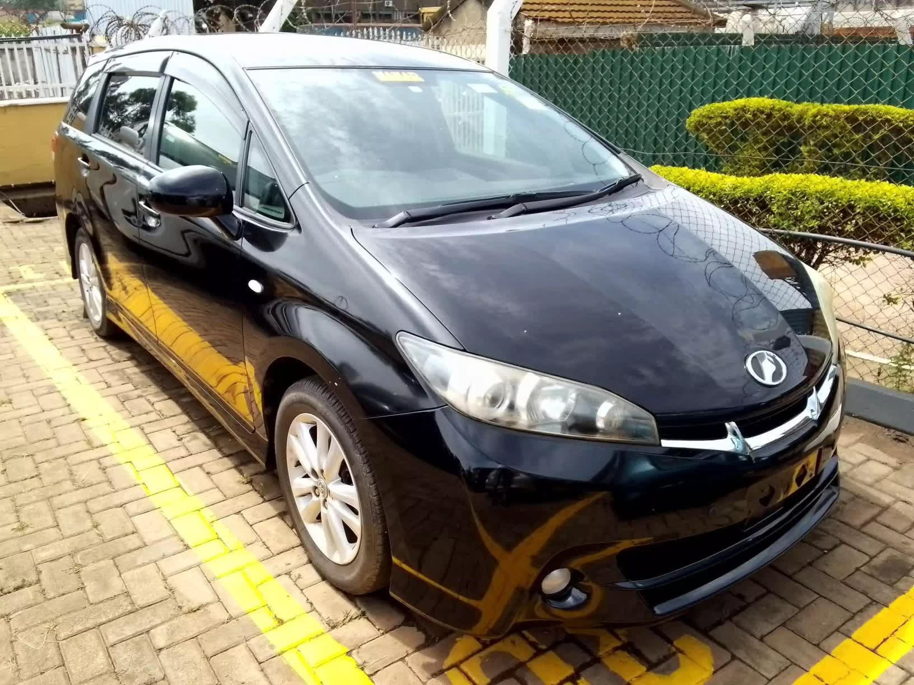 Toyota Wish - 2009