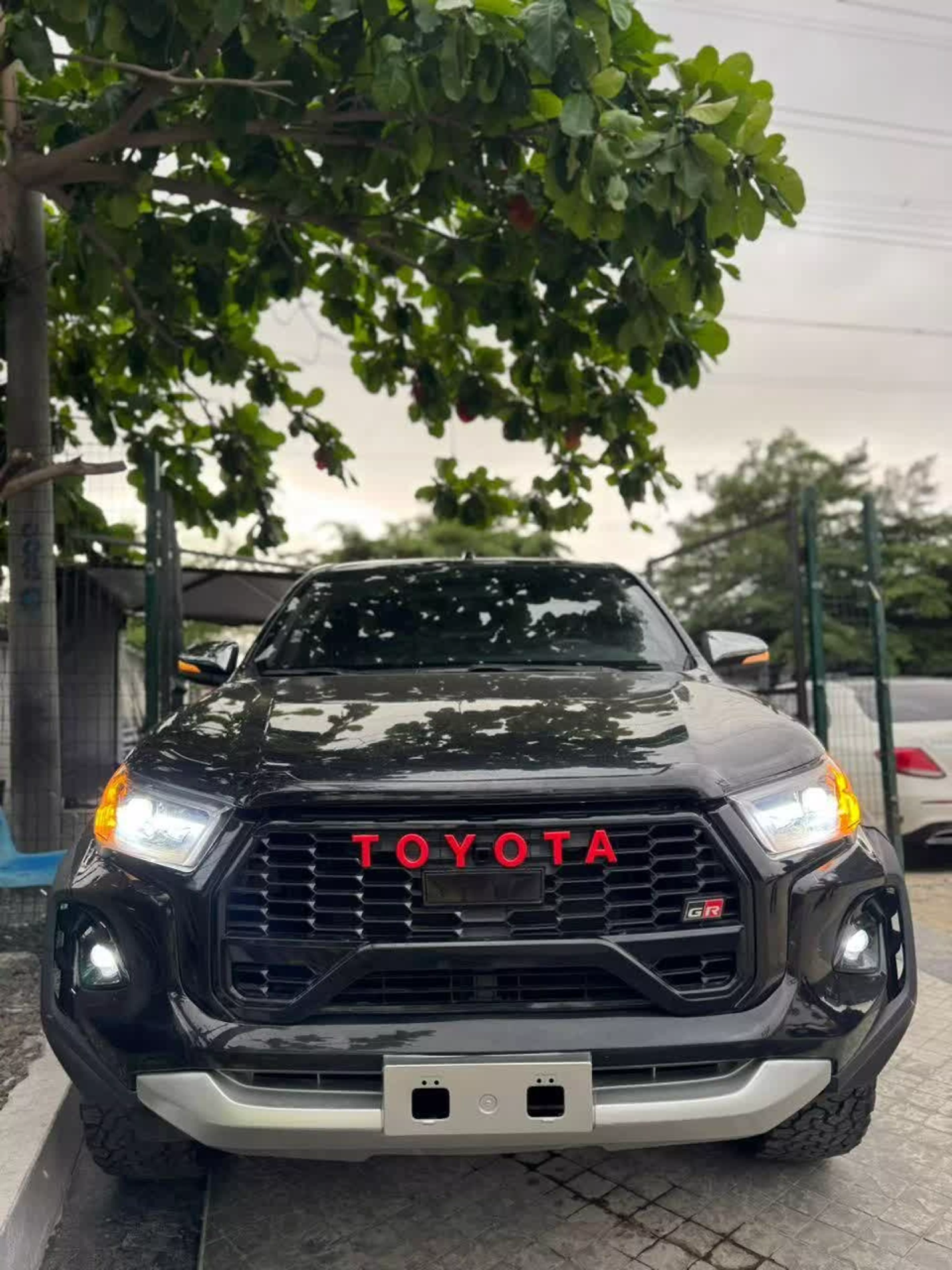 Toyota Hilux - 2016