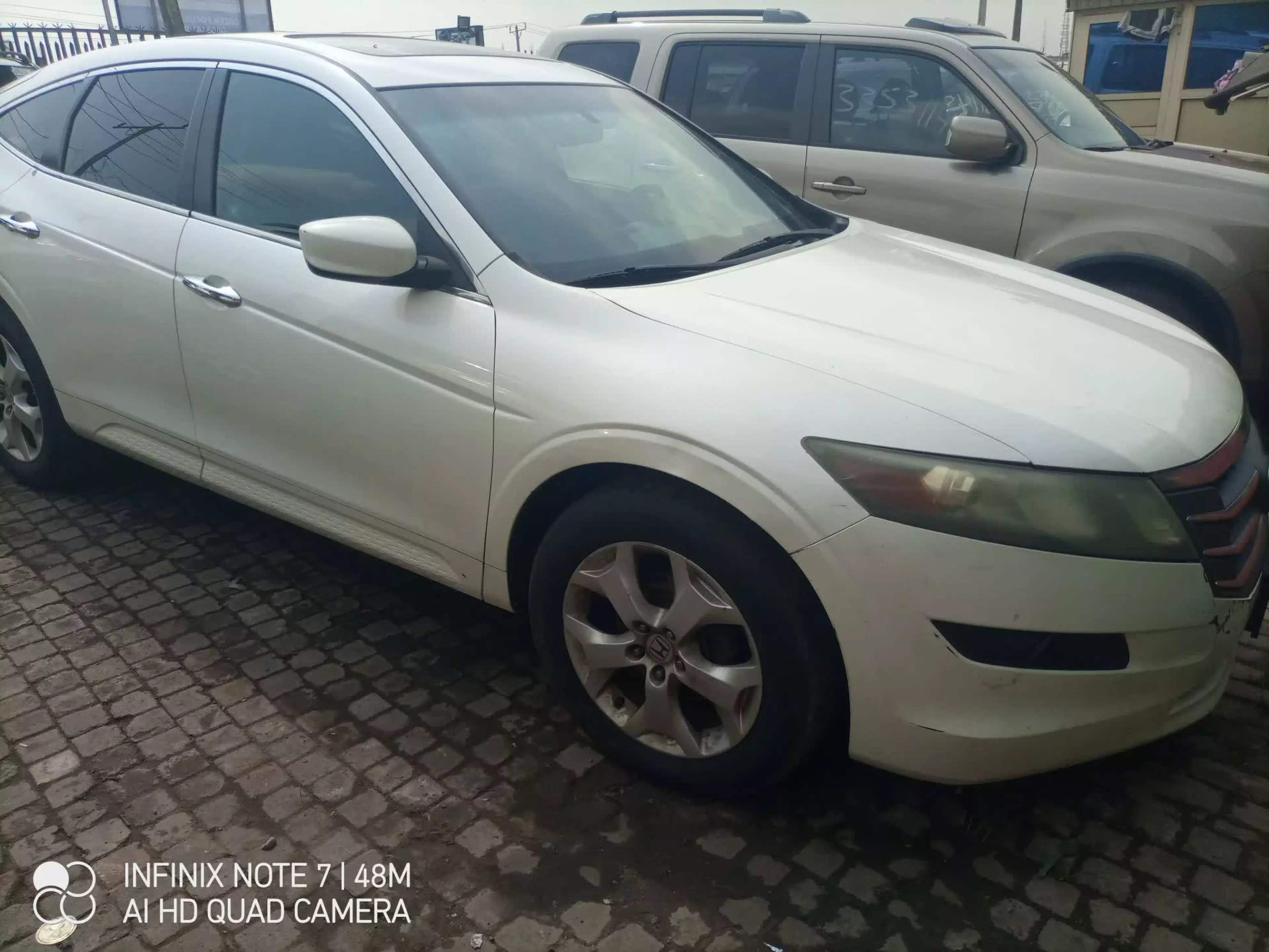 Honda Crosstour - 2010