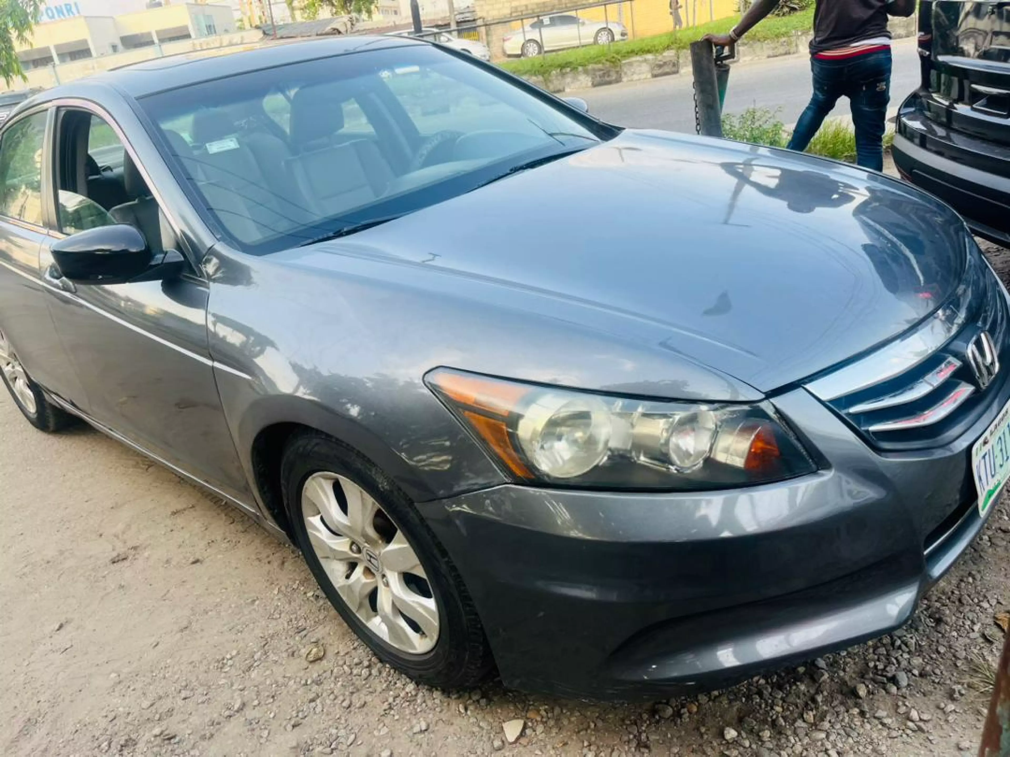 Honda Accord - 2010