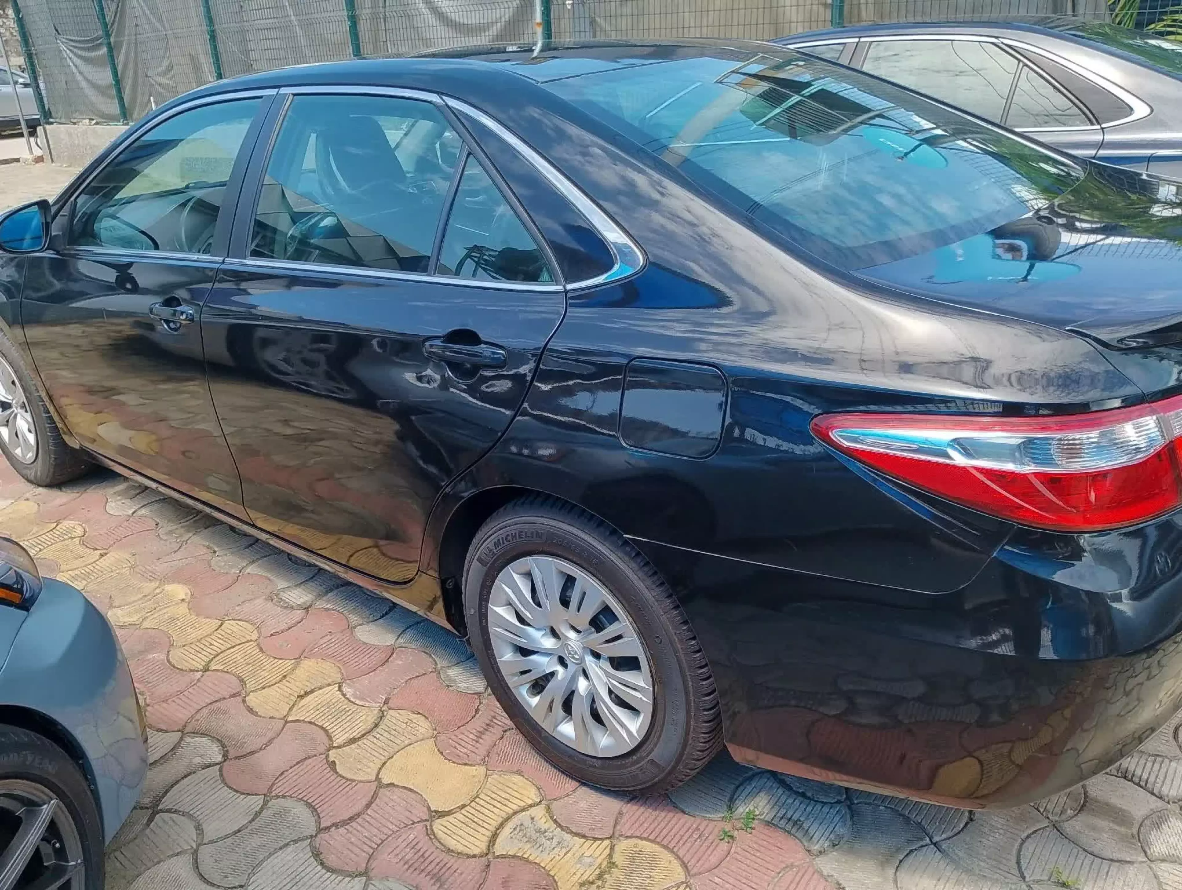 Toyota Camry   - 2015