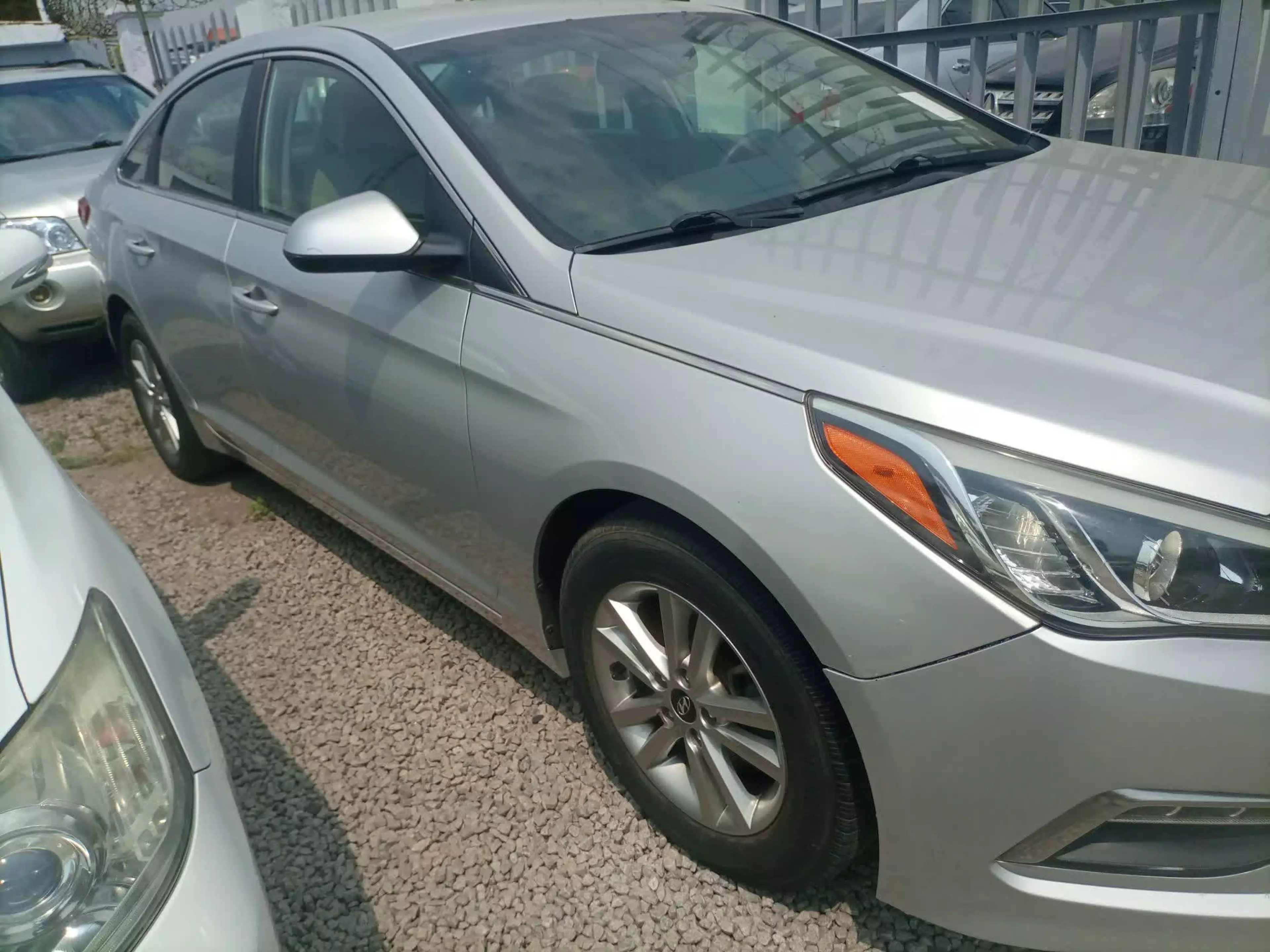 Hyundai Sonata - 2015