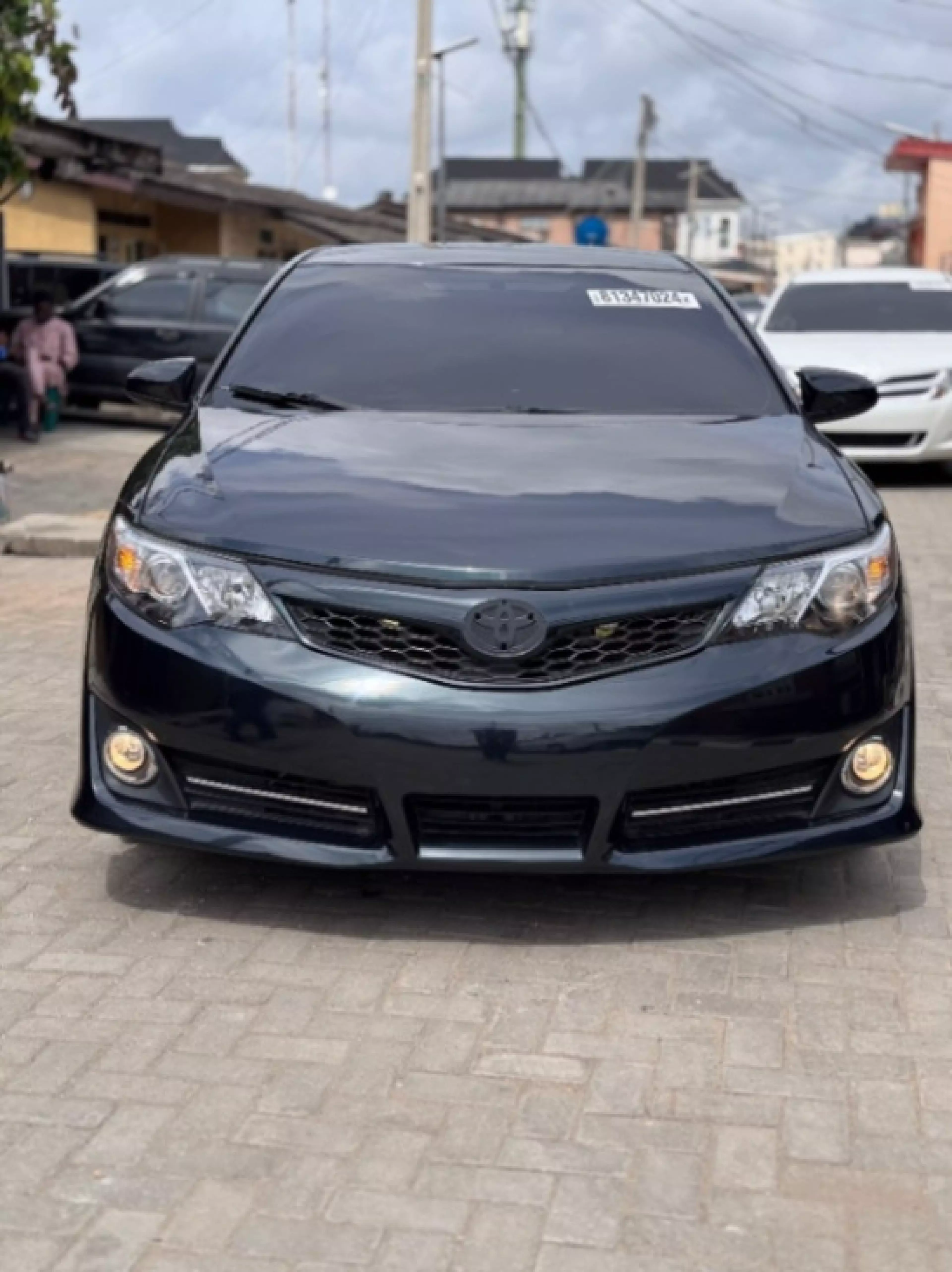 Toyota Camry - 2012