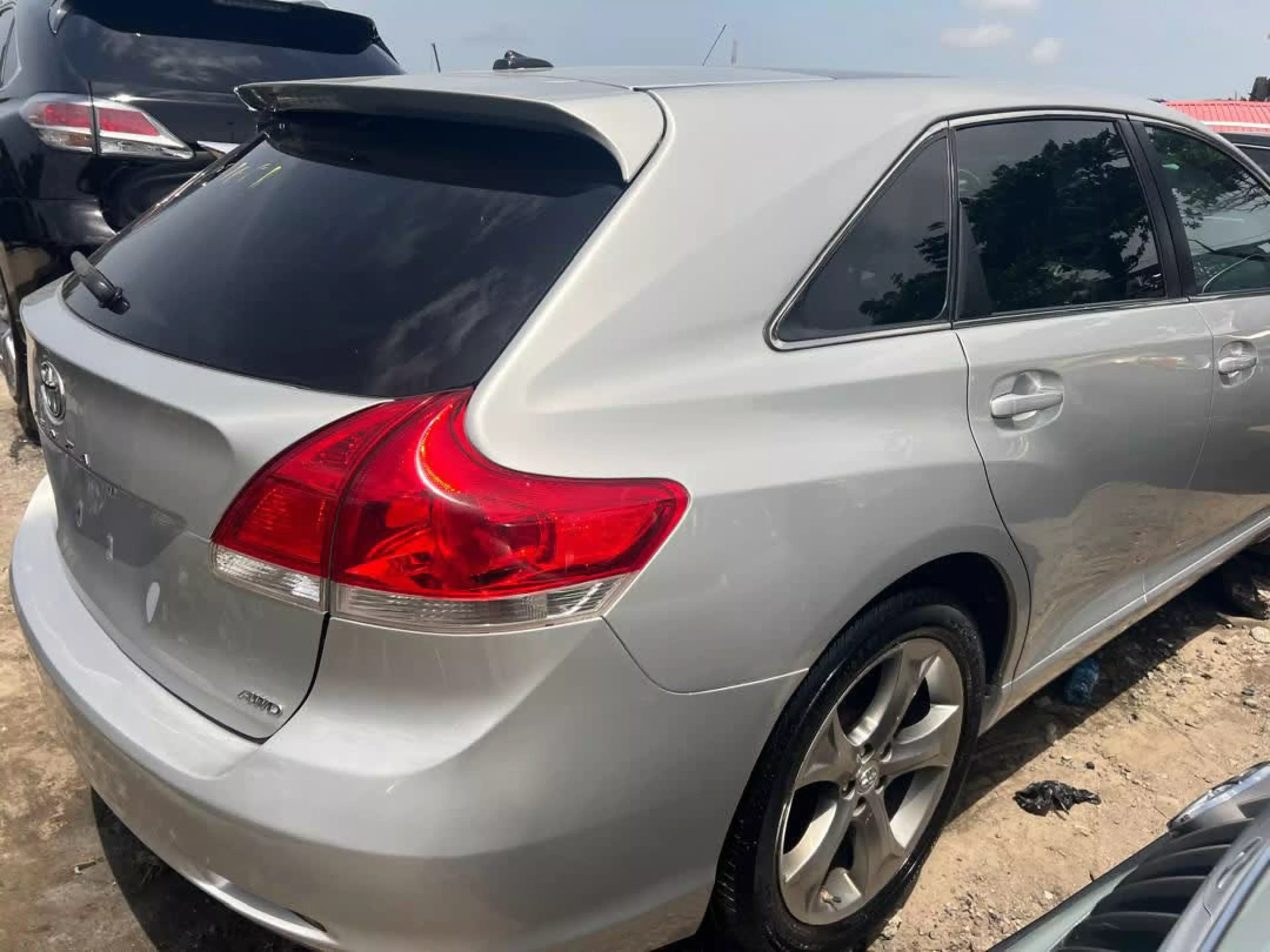 Toyota Venza   - 2012