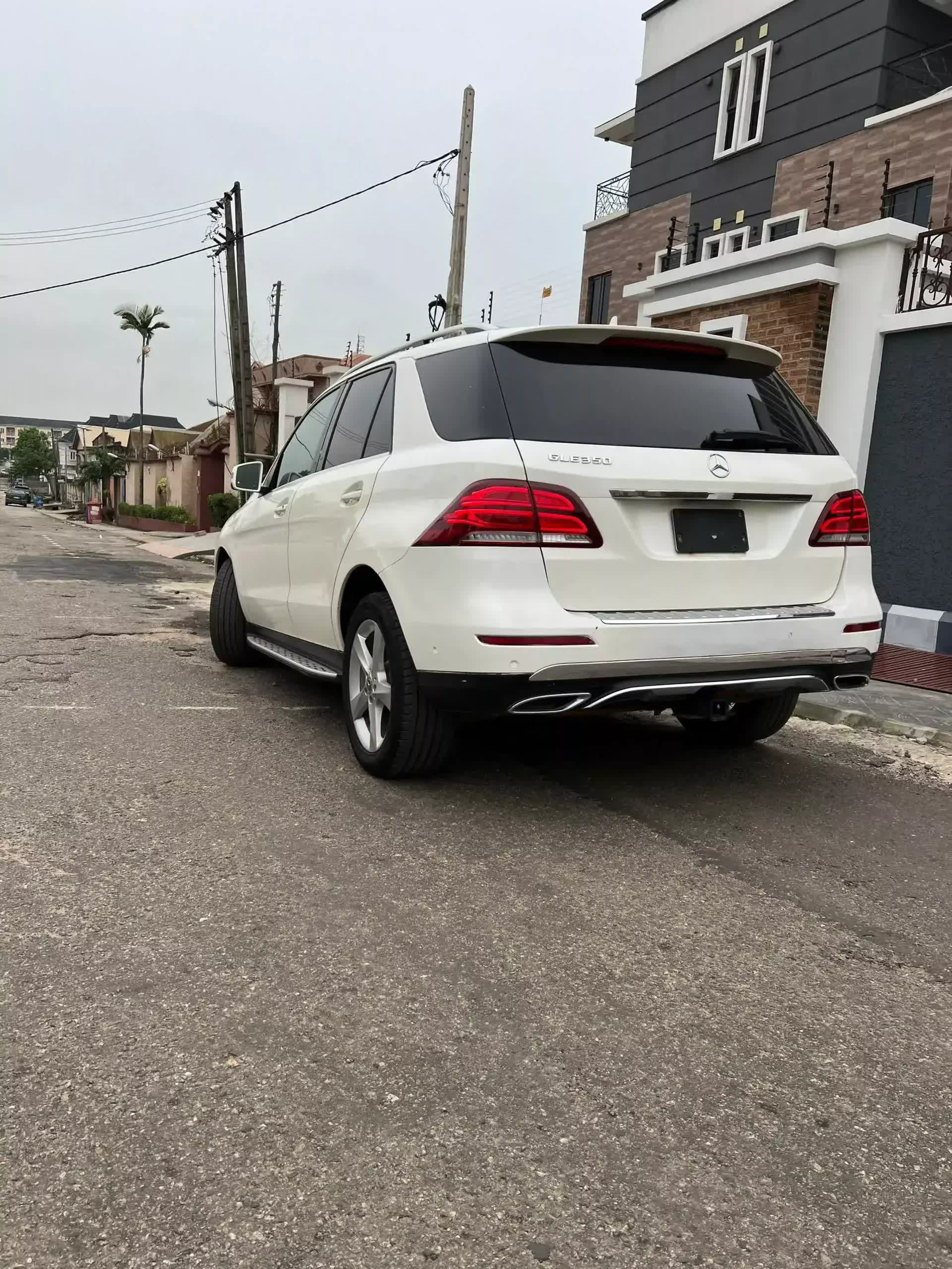 Mercedes-Benz GLE 350   - 2017