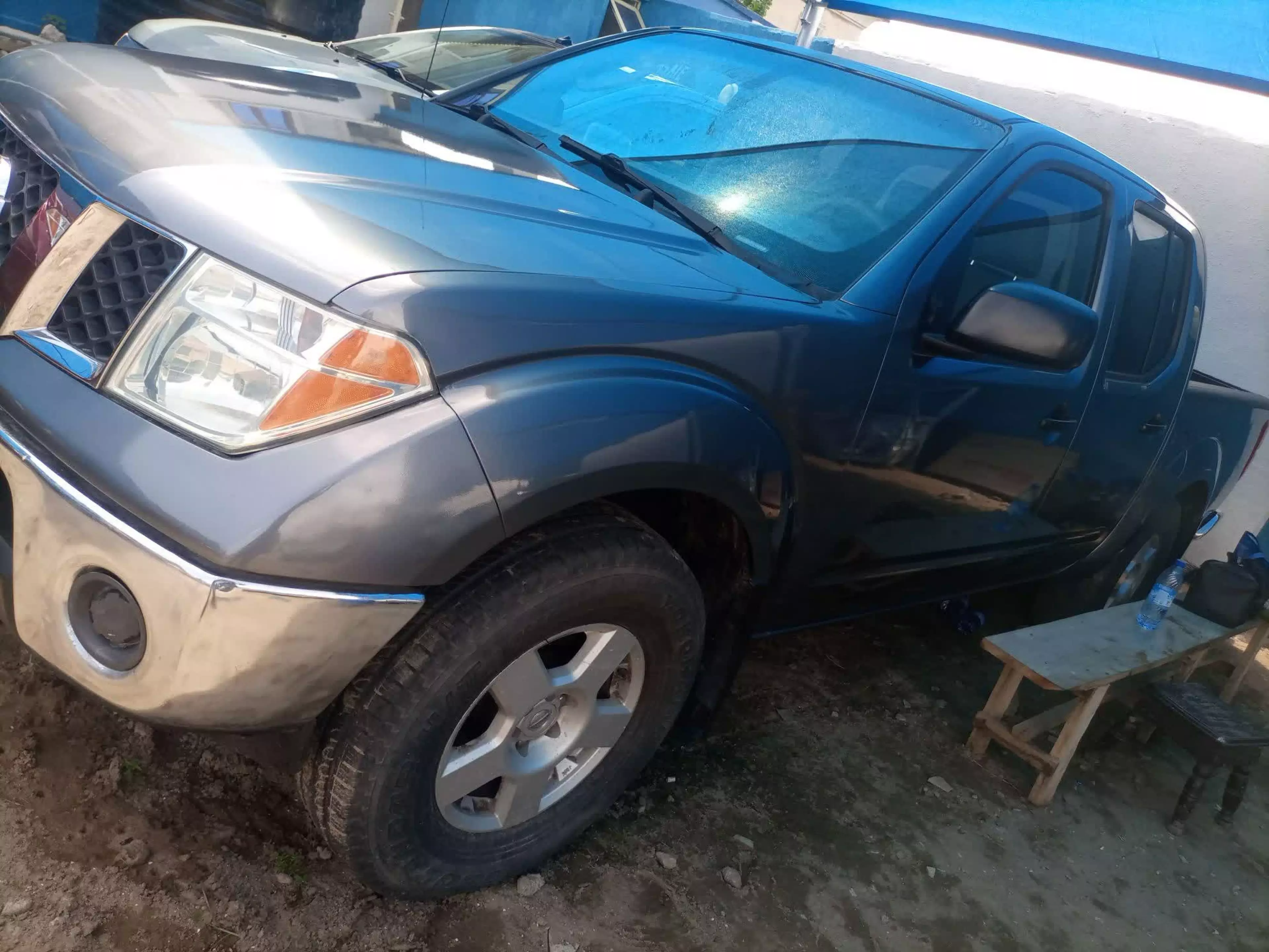 Nissan Frontier - 2005
