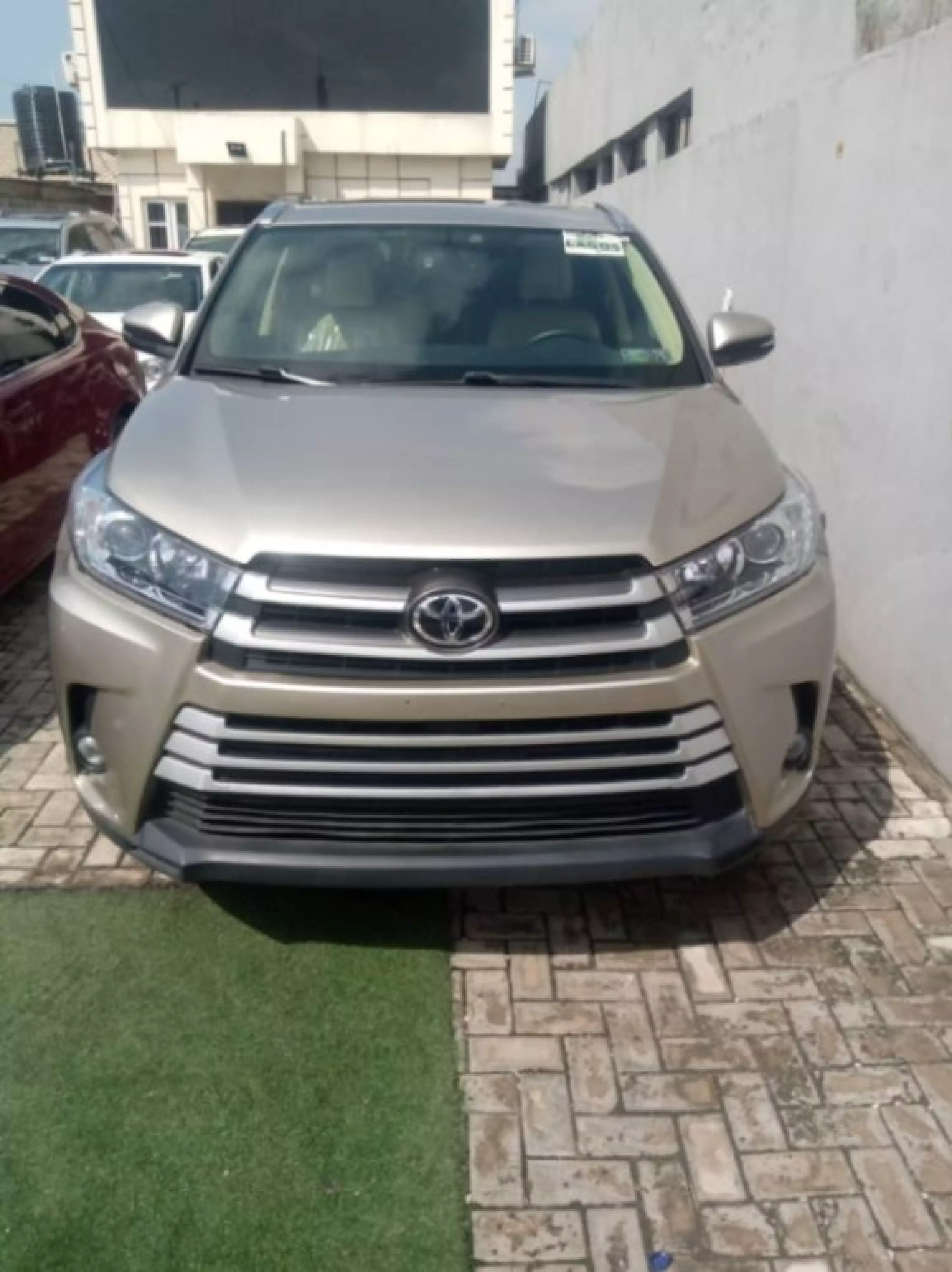 Toyota Highlander - 2014