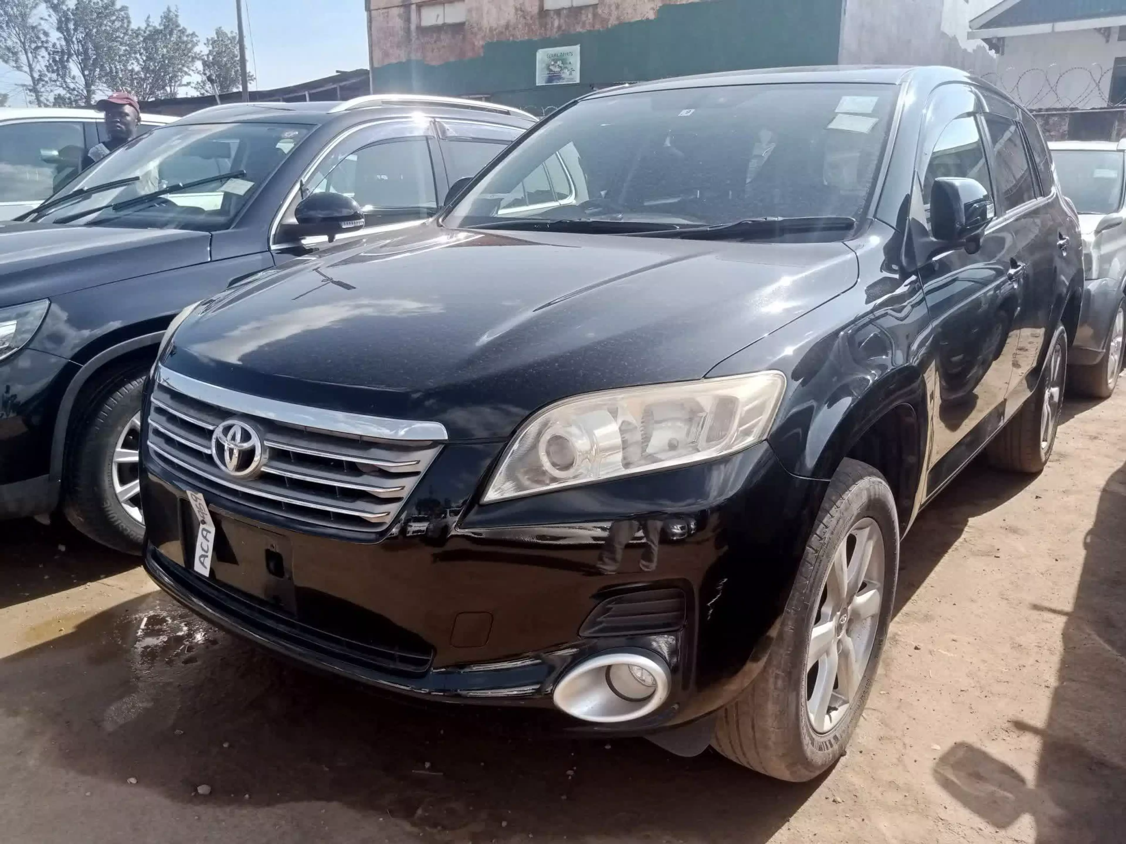 Toyota Vanguard  - 2010
