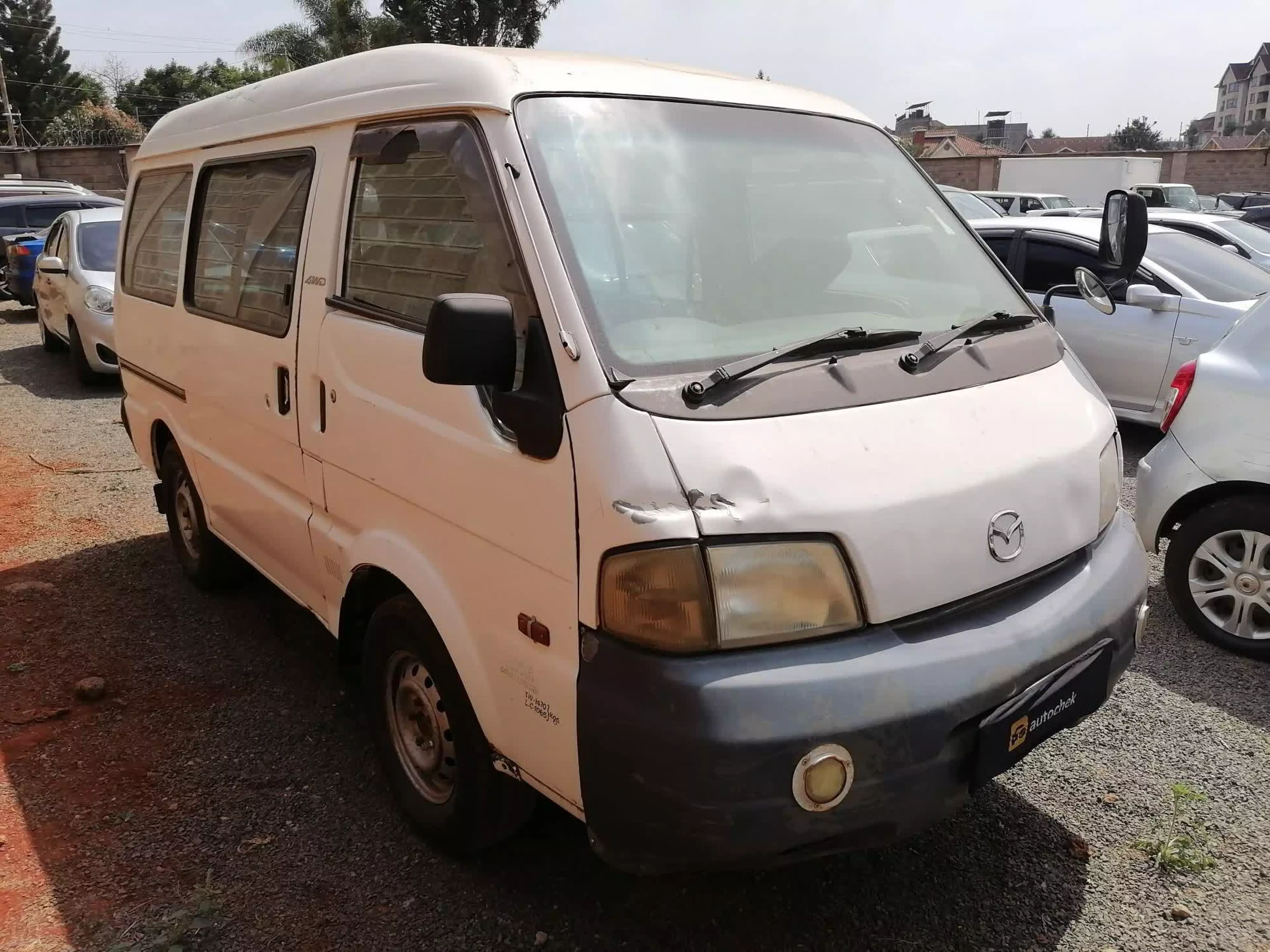 Mazda Bongo - 2010