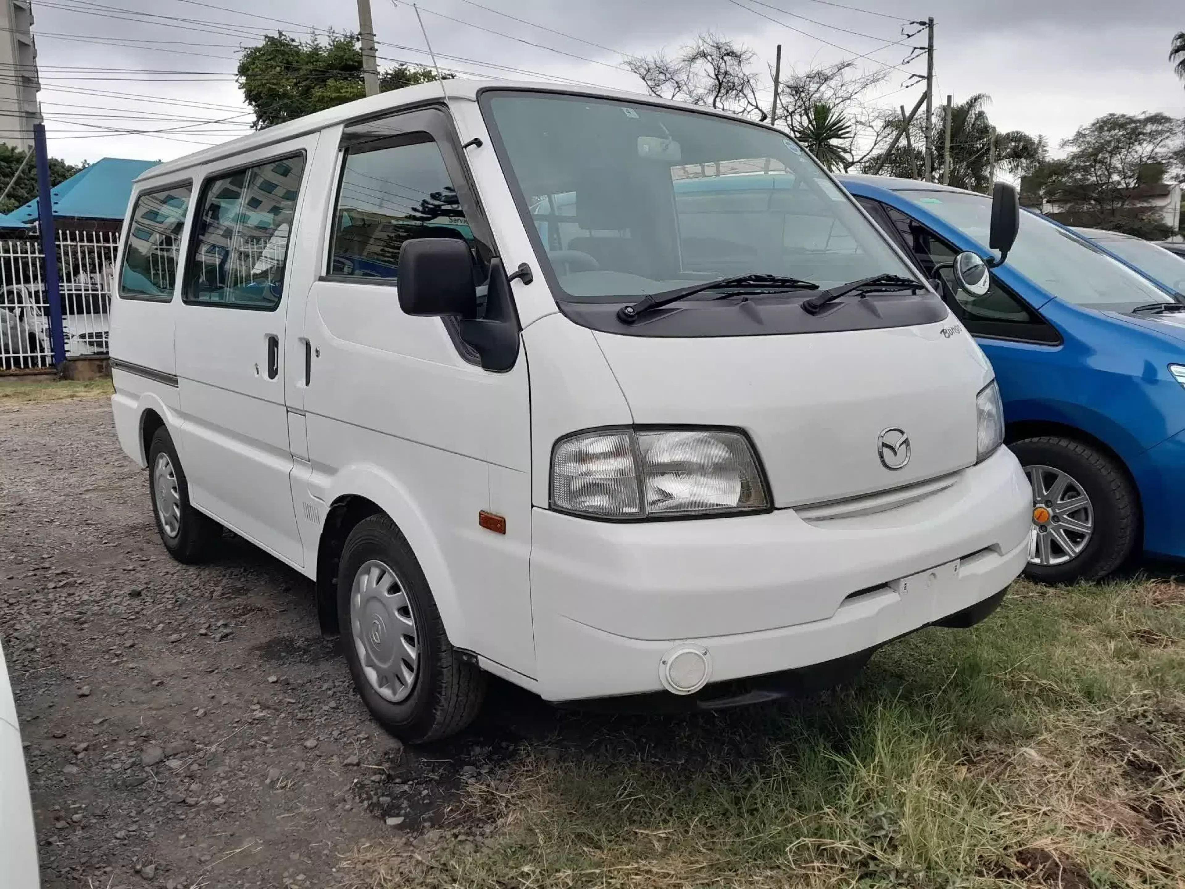 Mazda Bongo - 2016