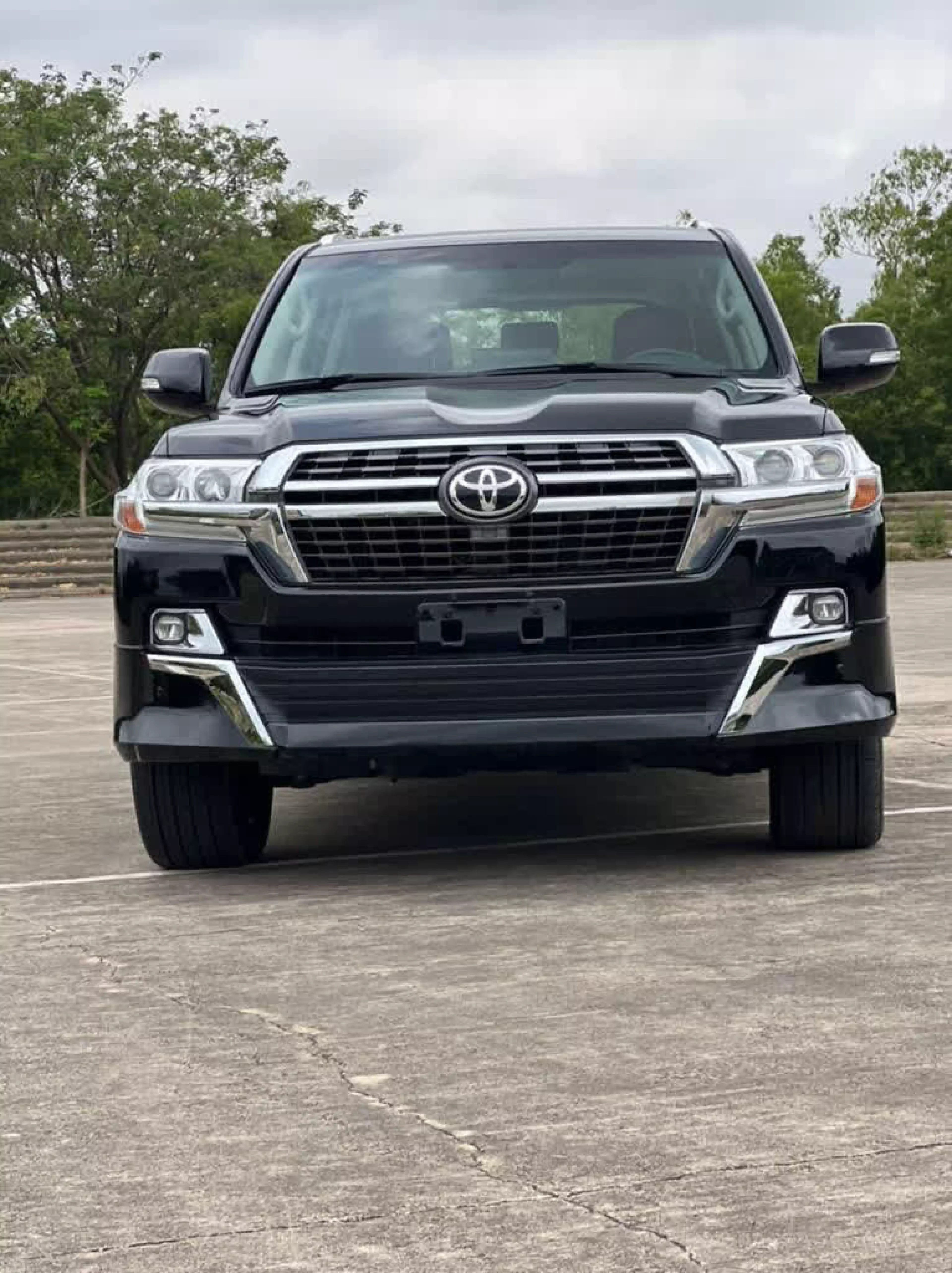 Toyota LAND CRUISER VGX - 2021