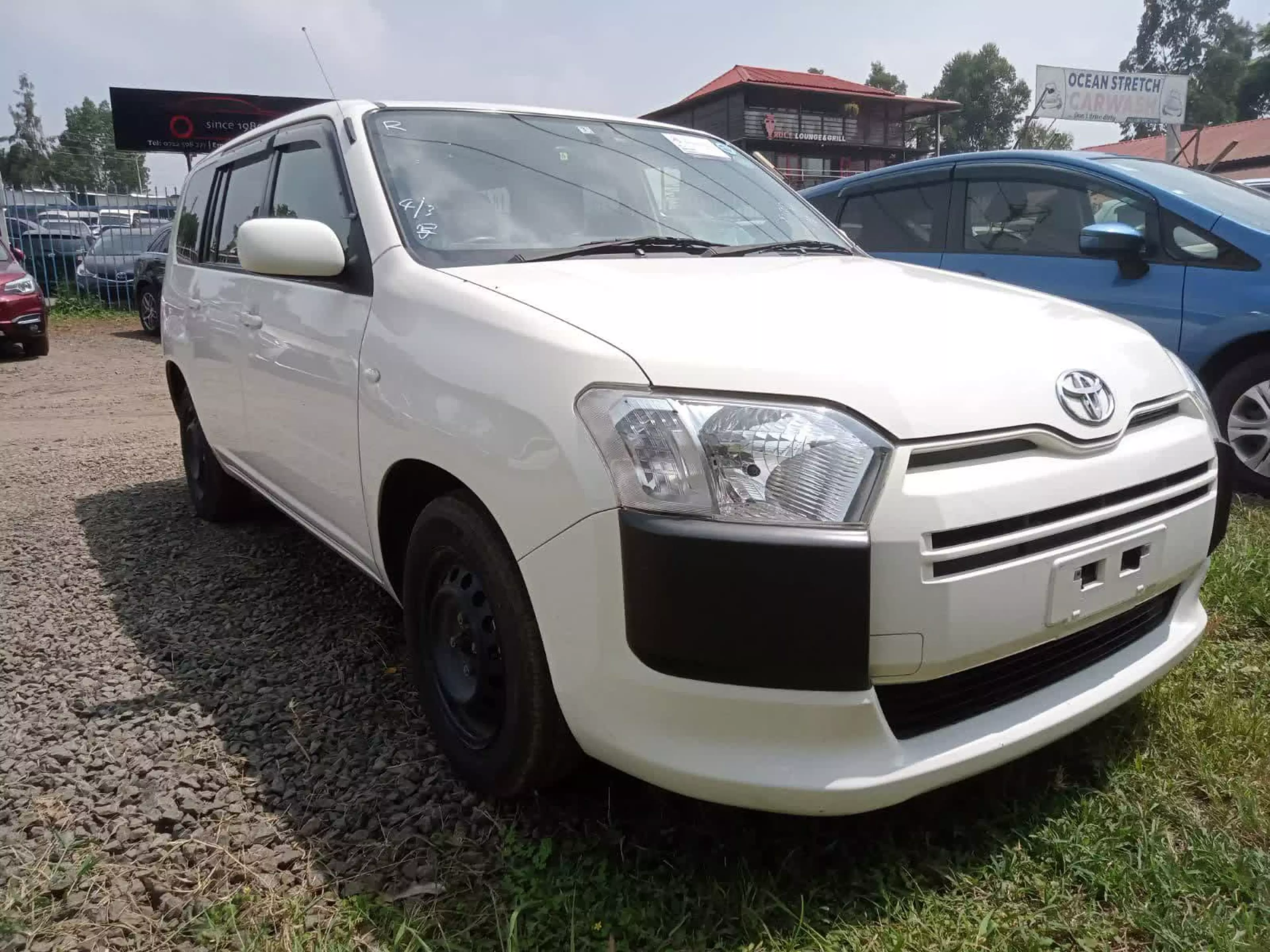 Toyota Succeed  - 2016