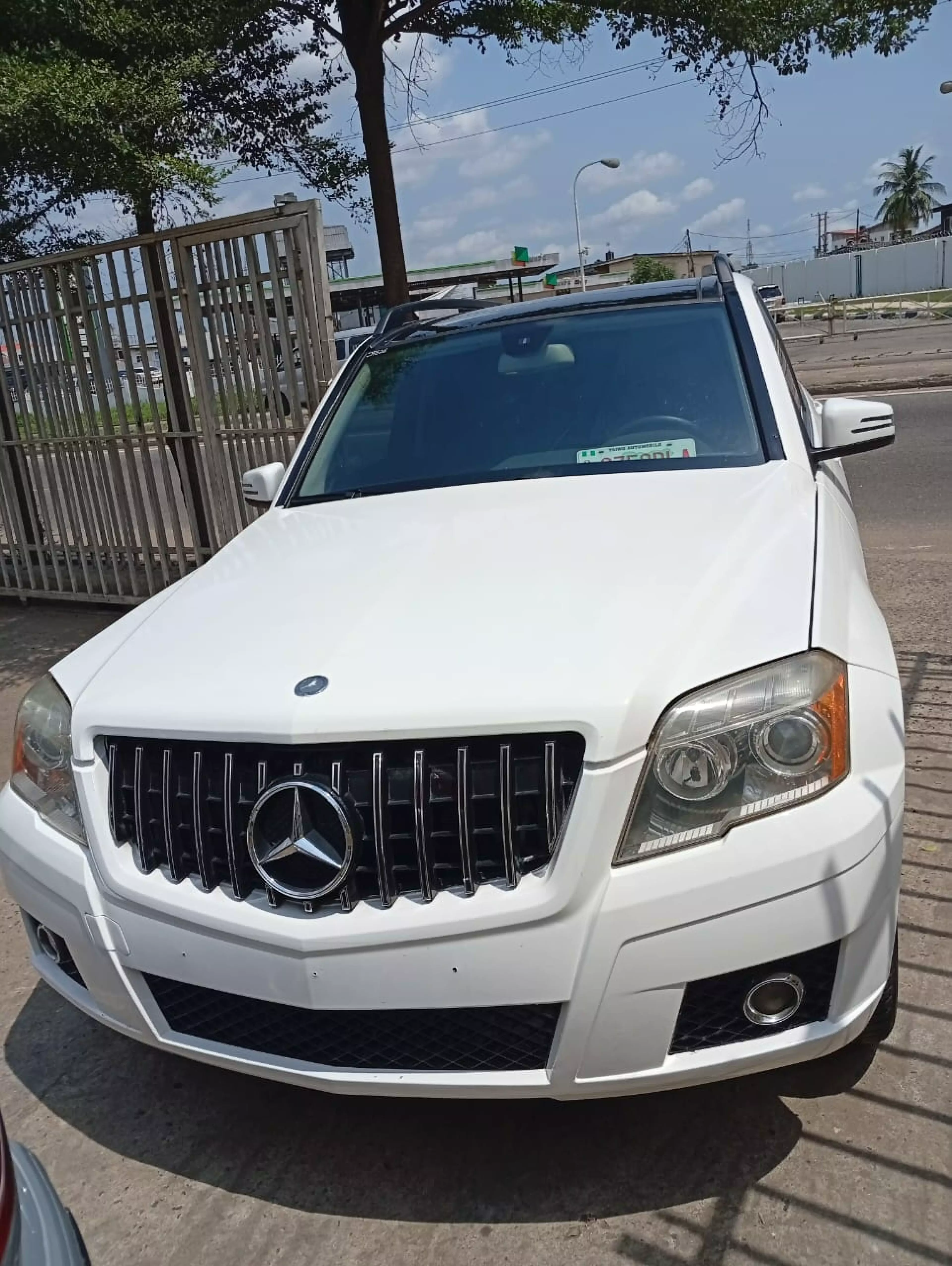 Mercedes-Benz GLK 350   - 2011