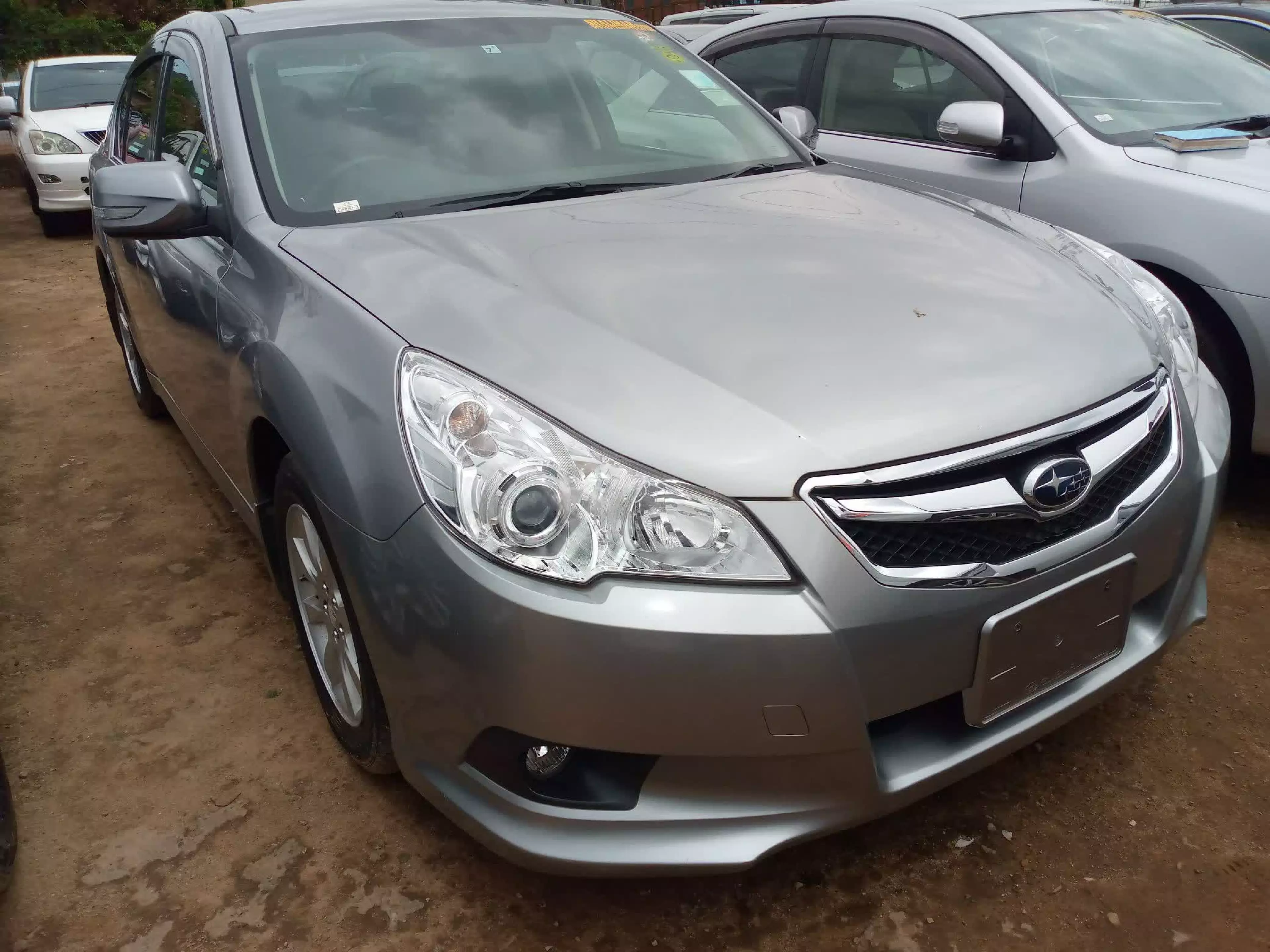 Subaru Legacy - 2013
