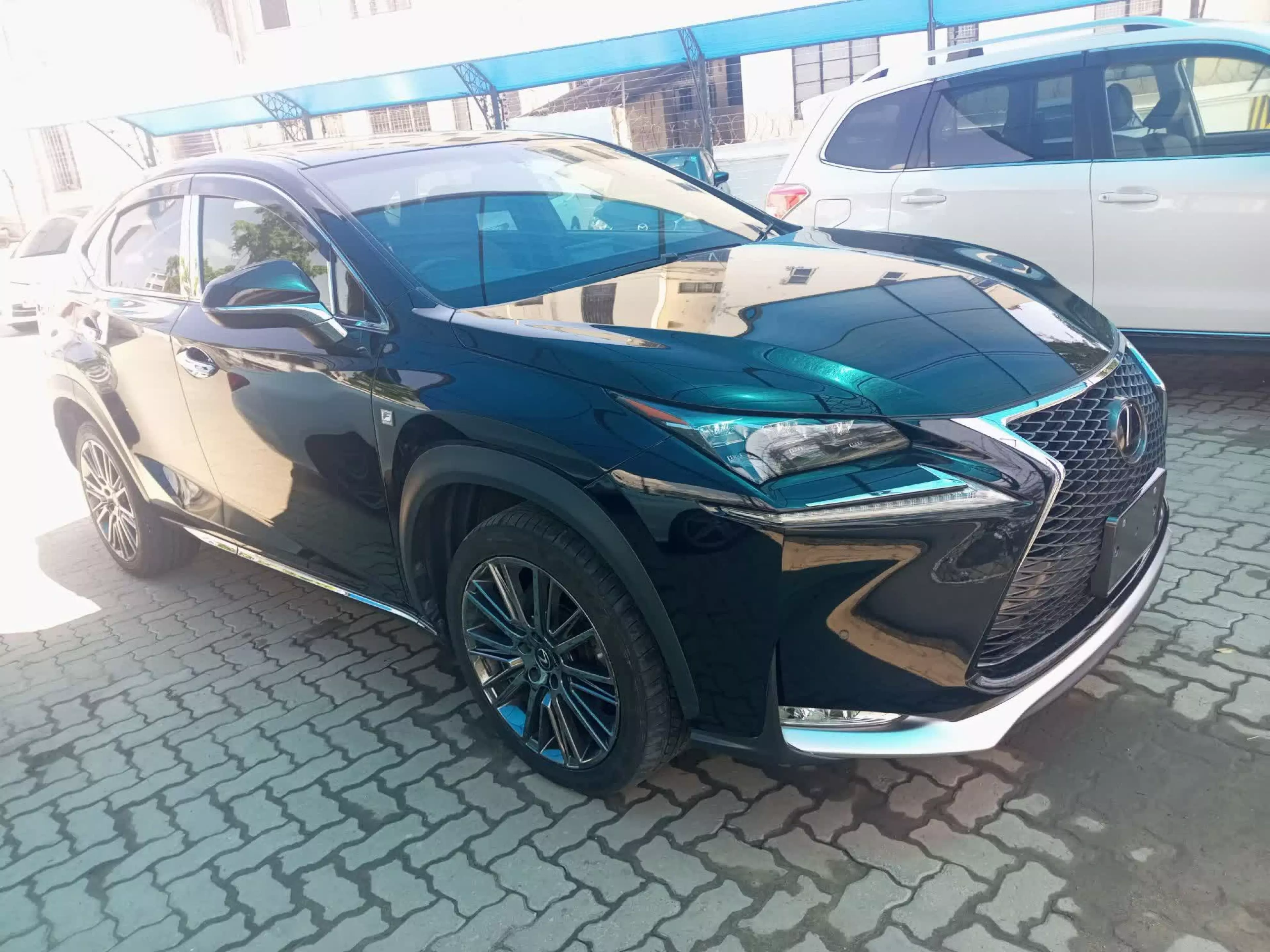 Lexus NX 200 - 2015