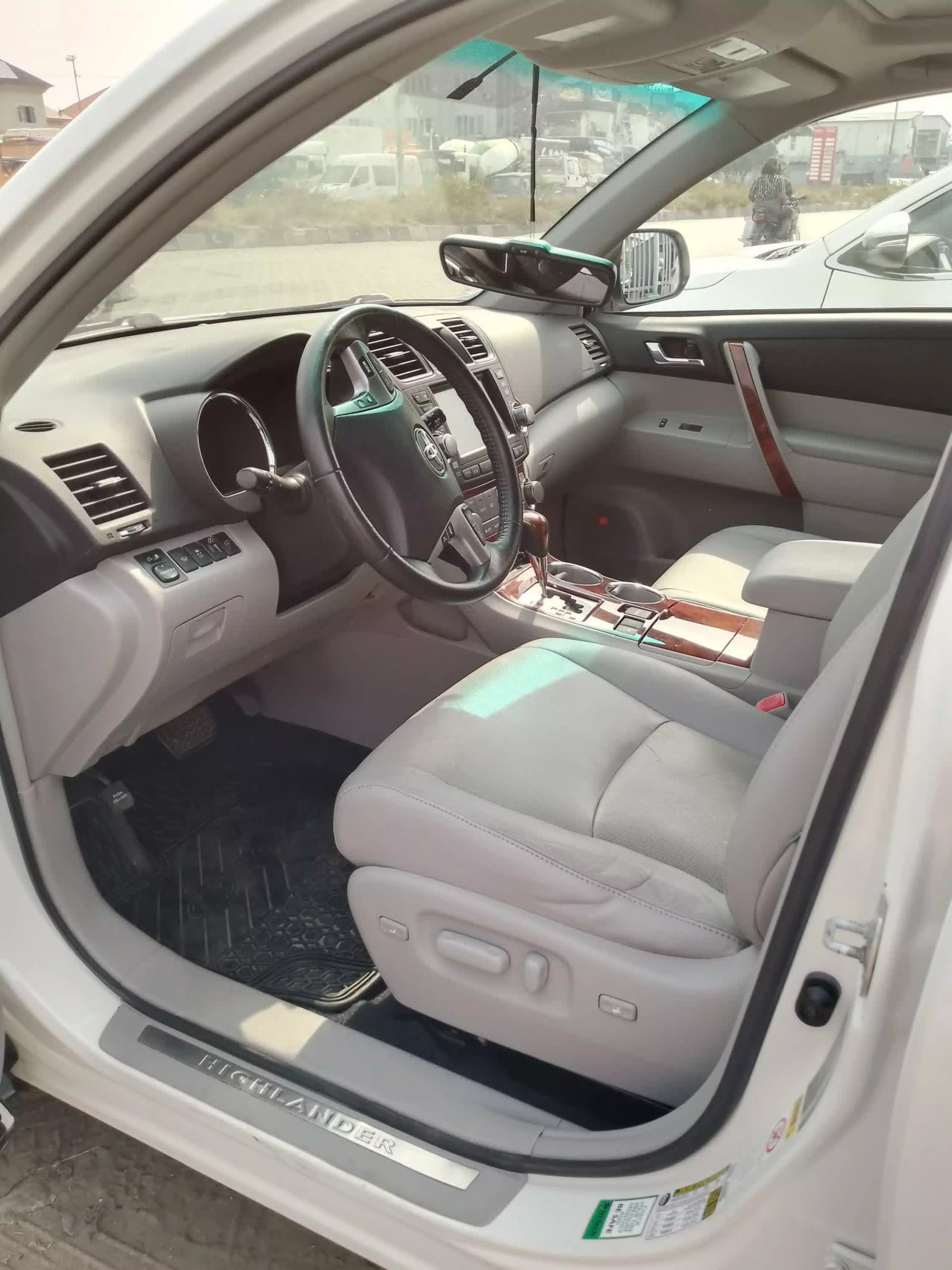 Toyota Highlander - 2012