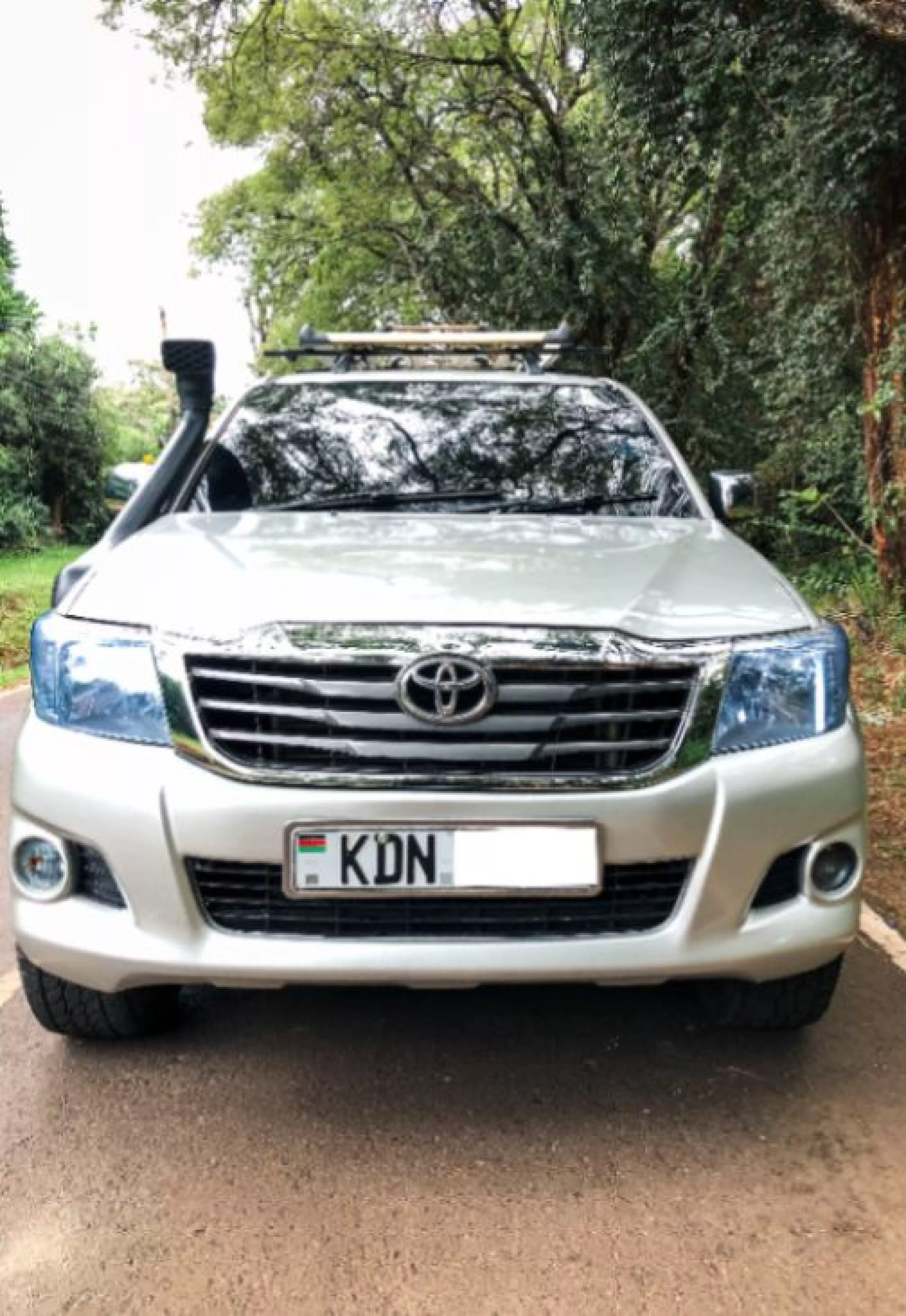 Toyota Hilux  - 2014