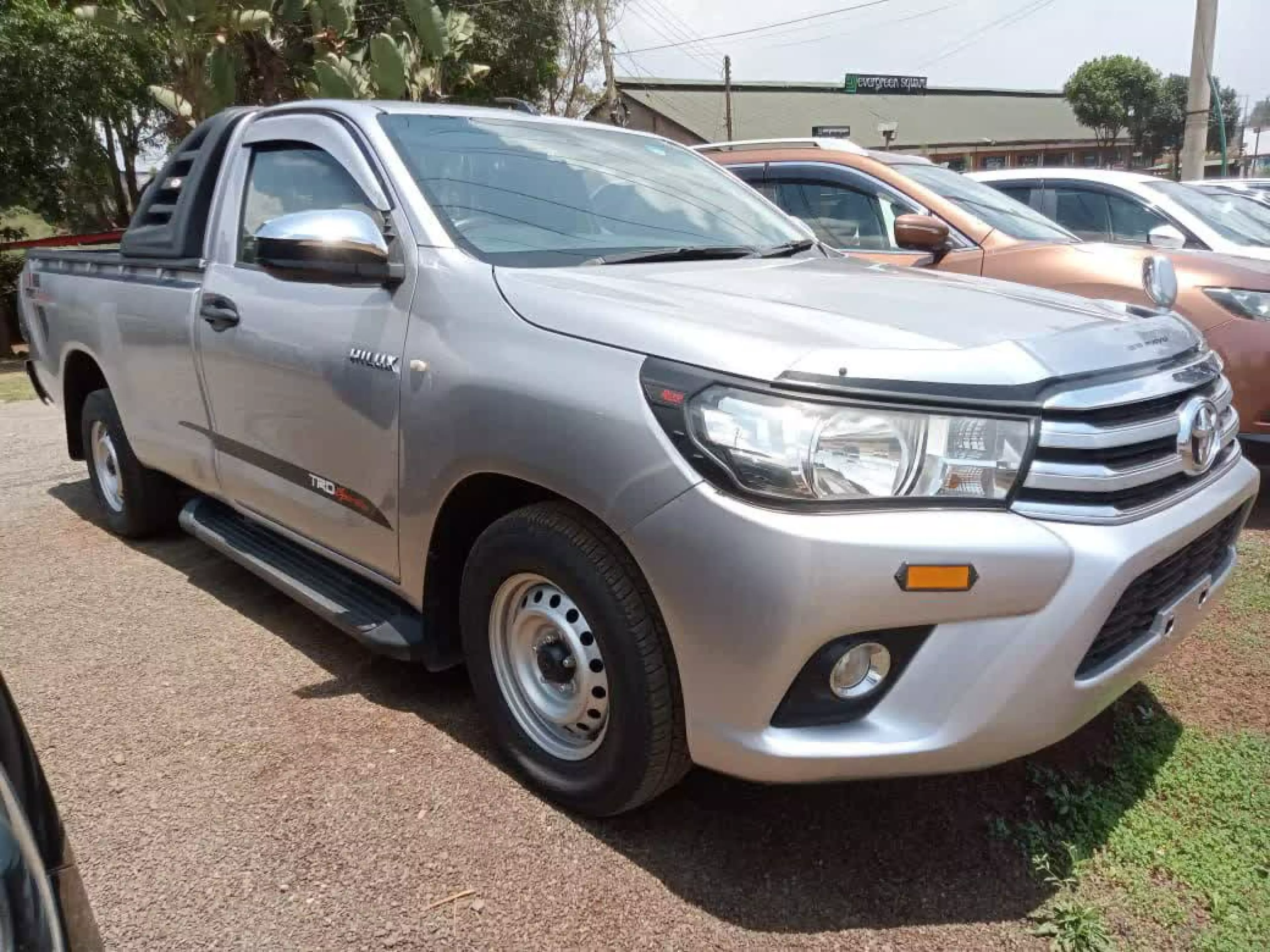 Toyota Hilux - 2015