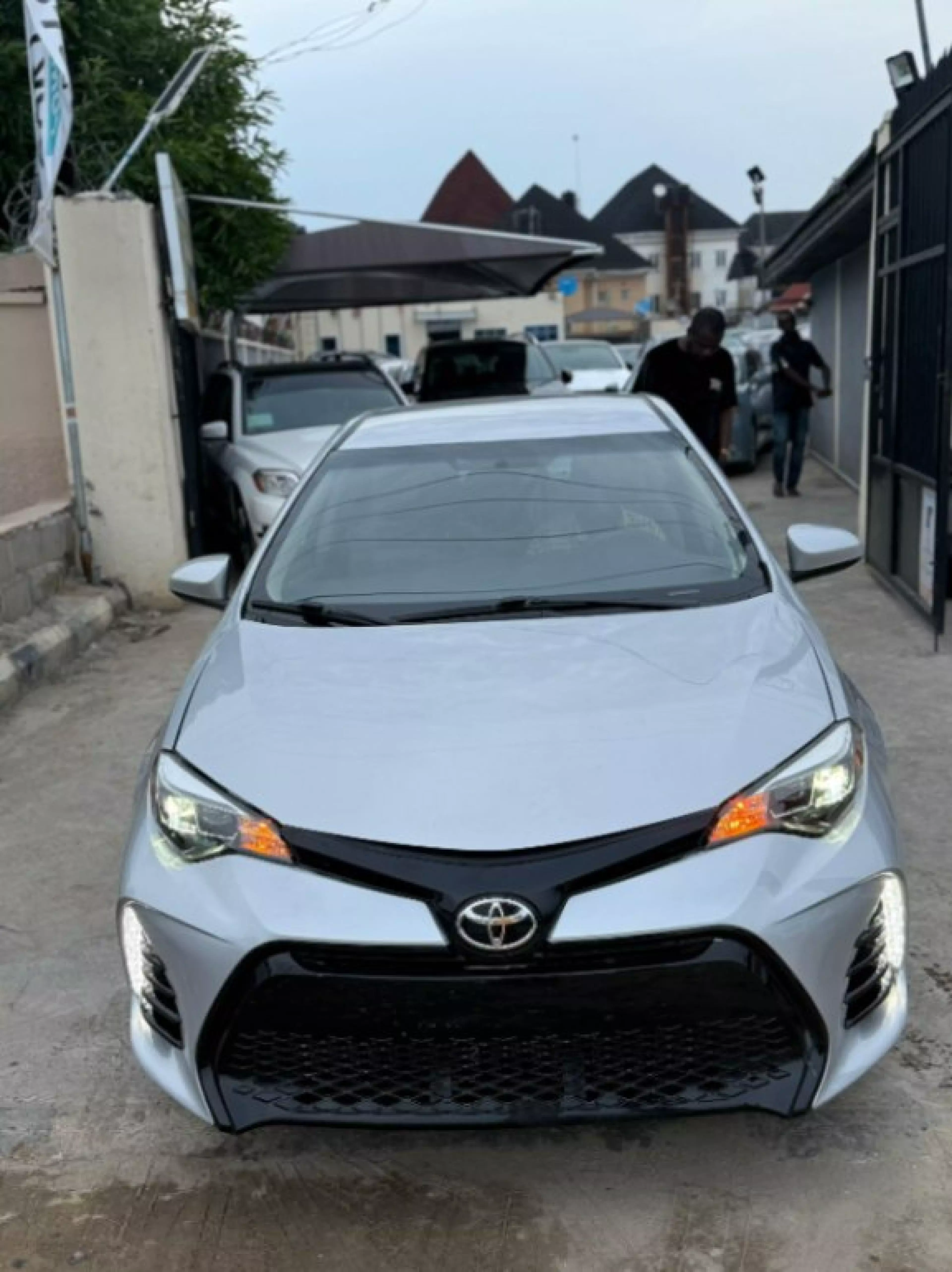 Toyota corolla - 2014
