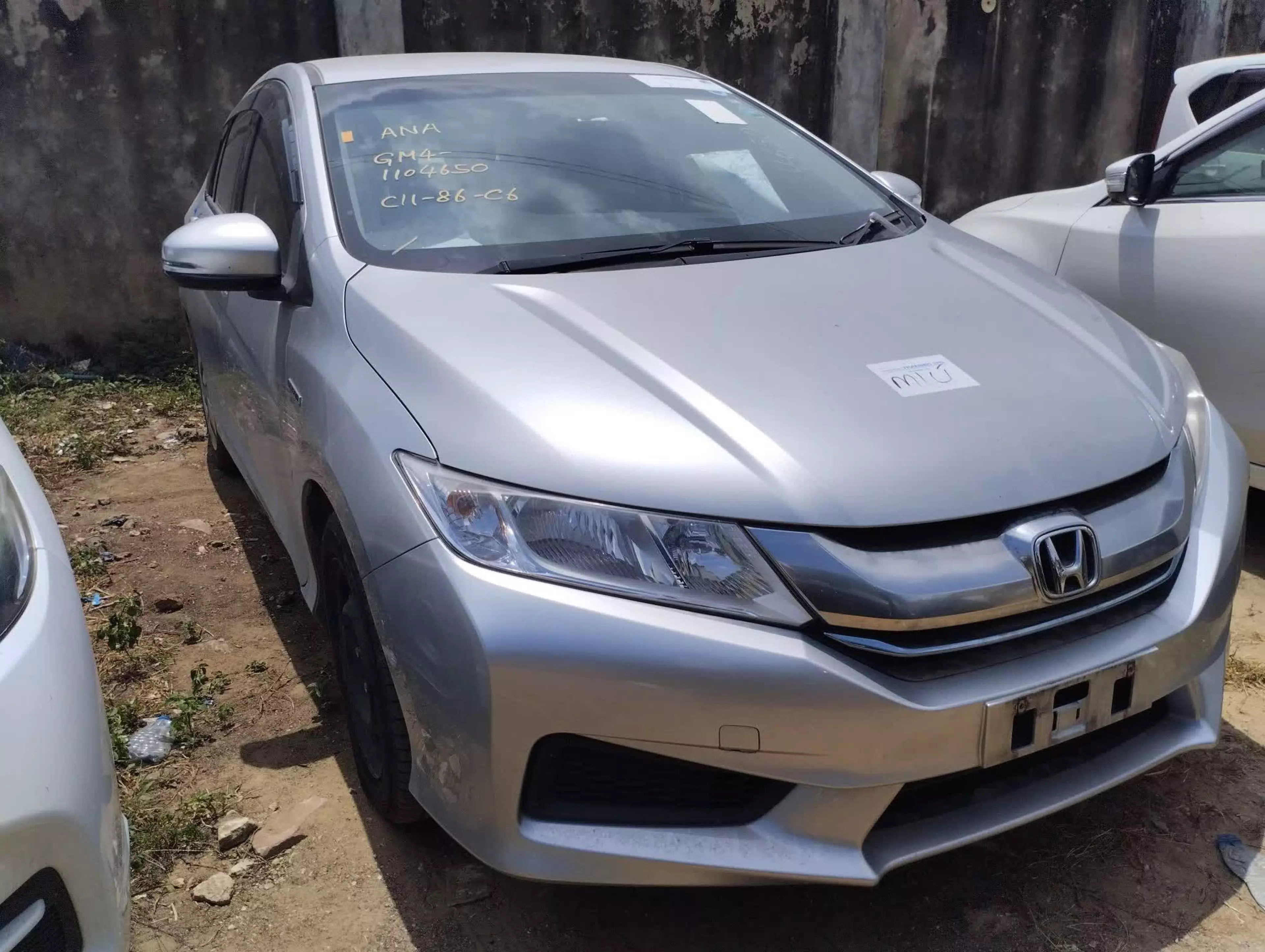 Honda Grace  - 2016