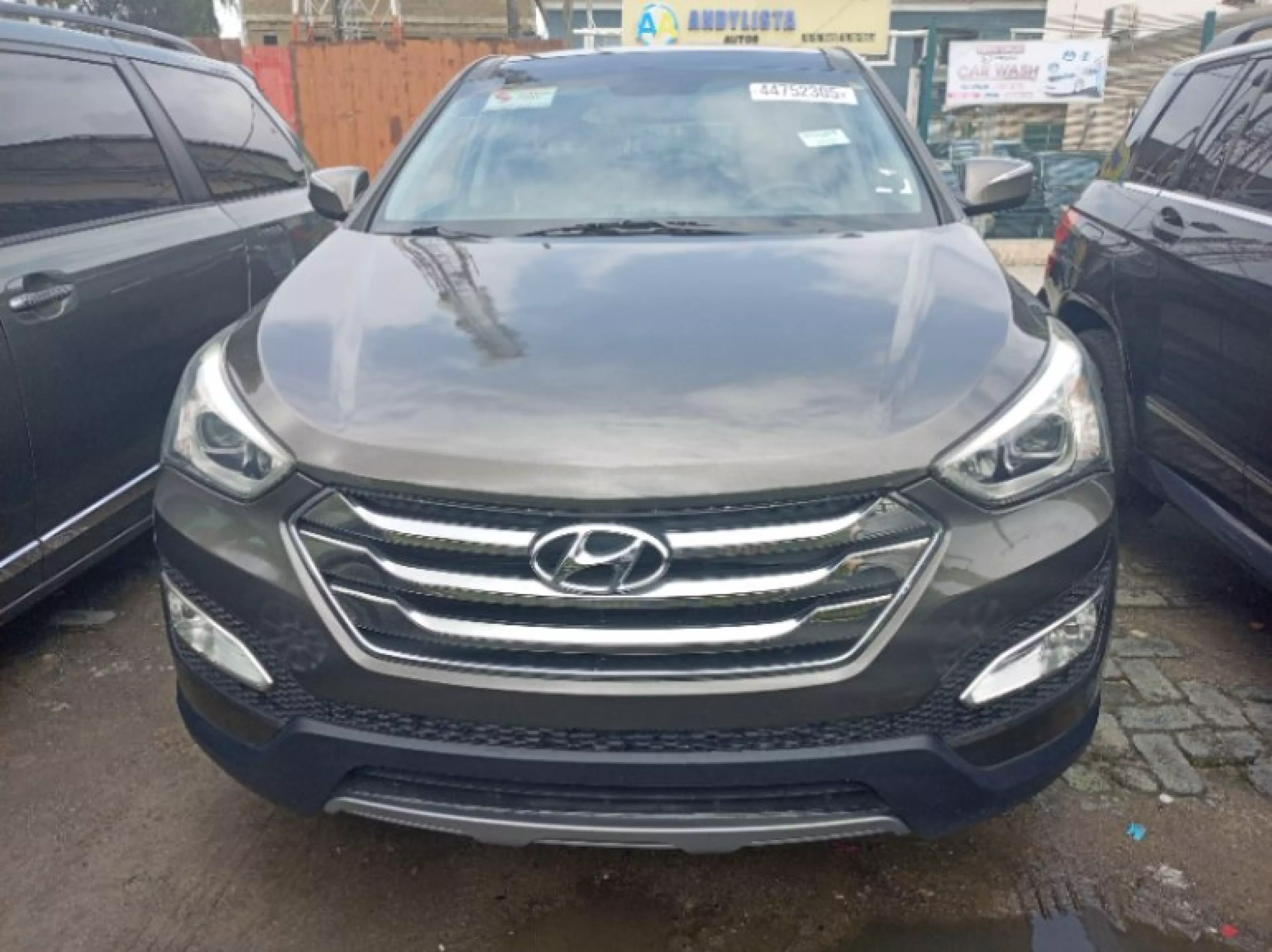 Hyundai Santa Fe - 2013