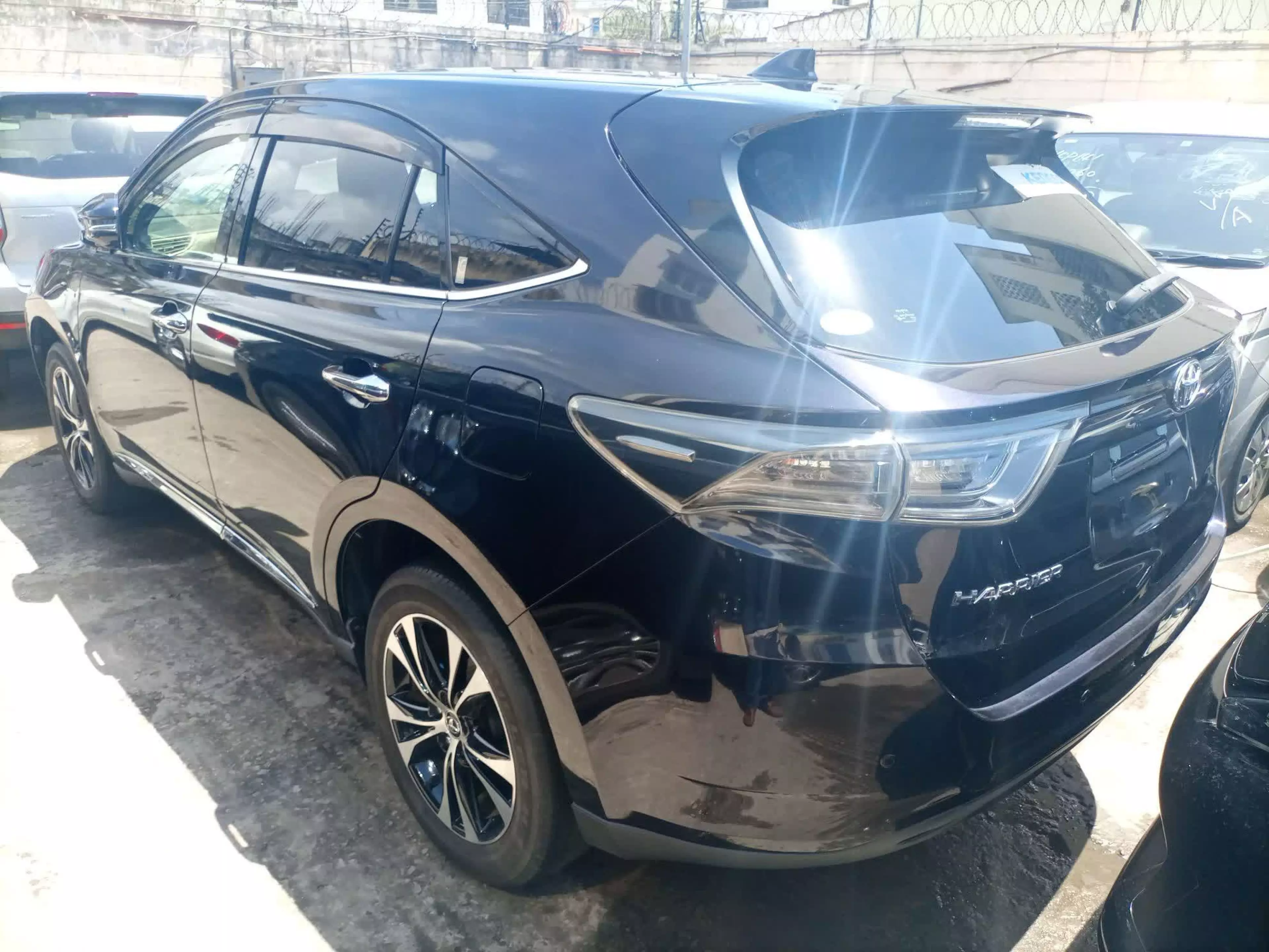 Toyota Harrier - 2015