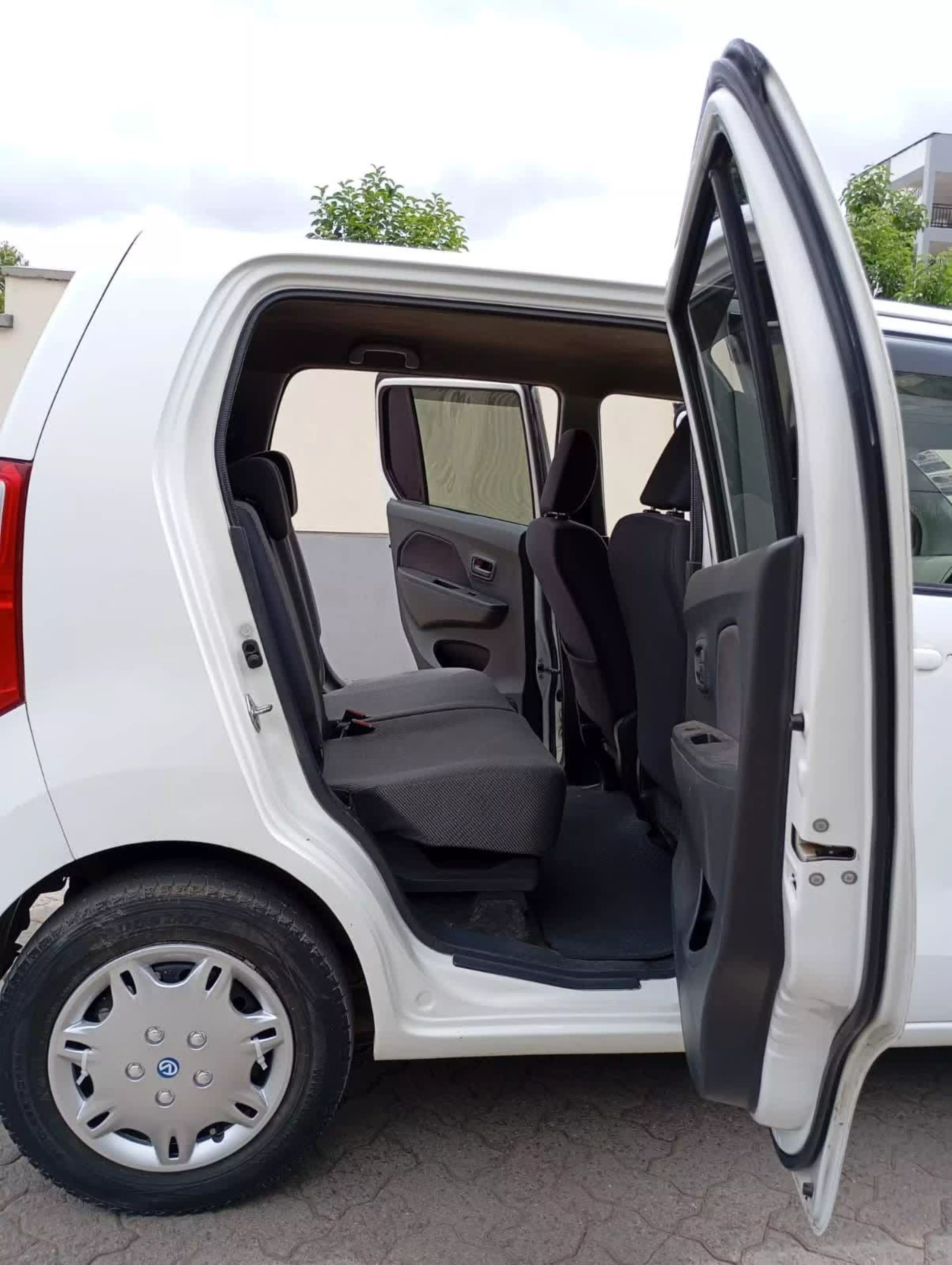 SUZUKI Wagon R   - 2015