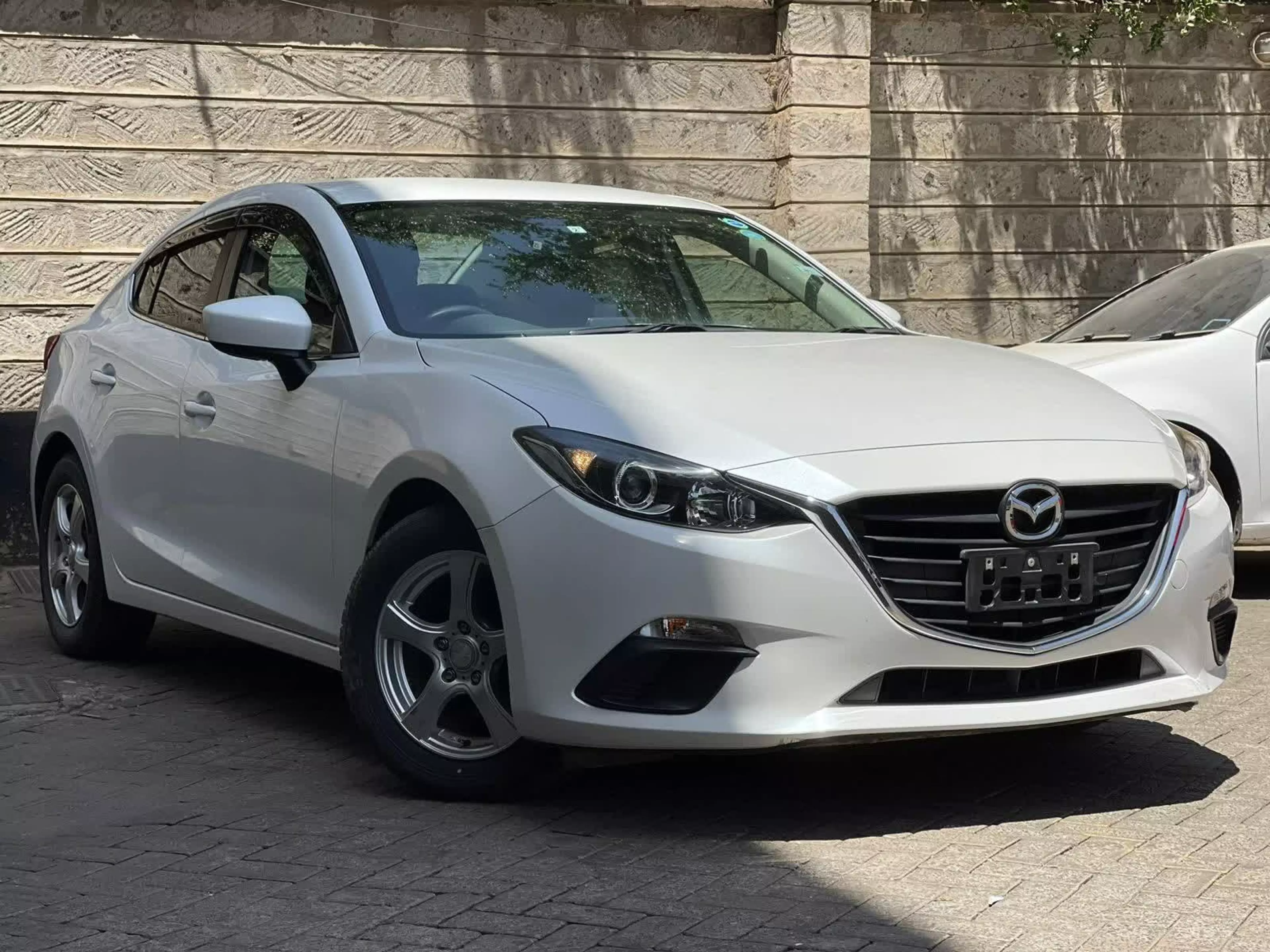 Mazda Axela  - 2015