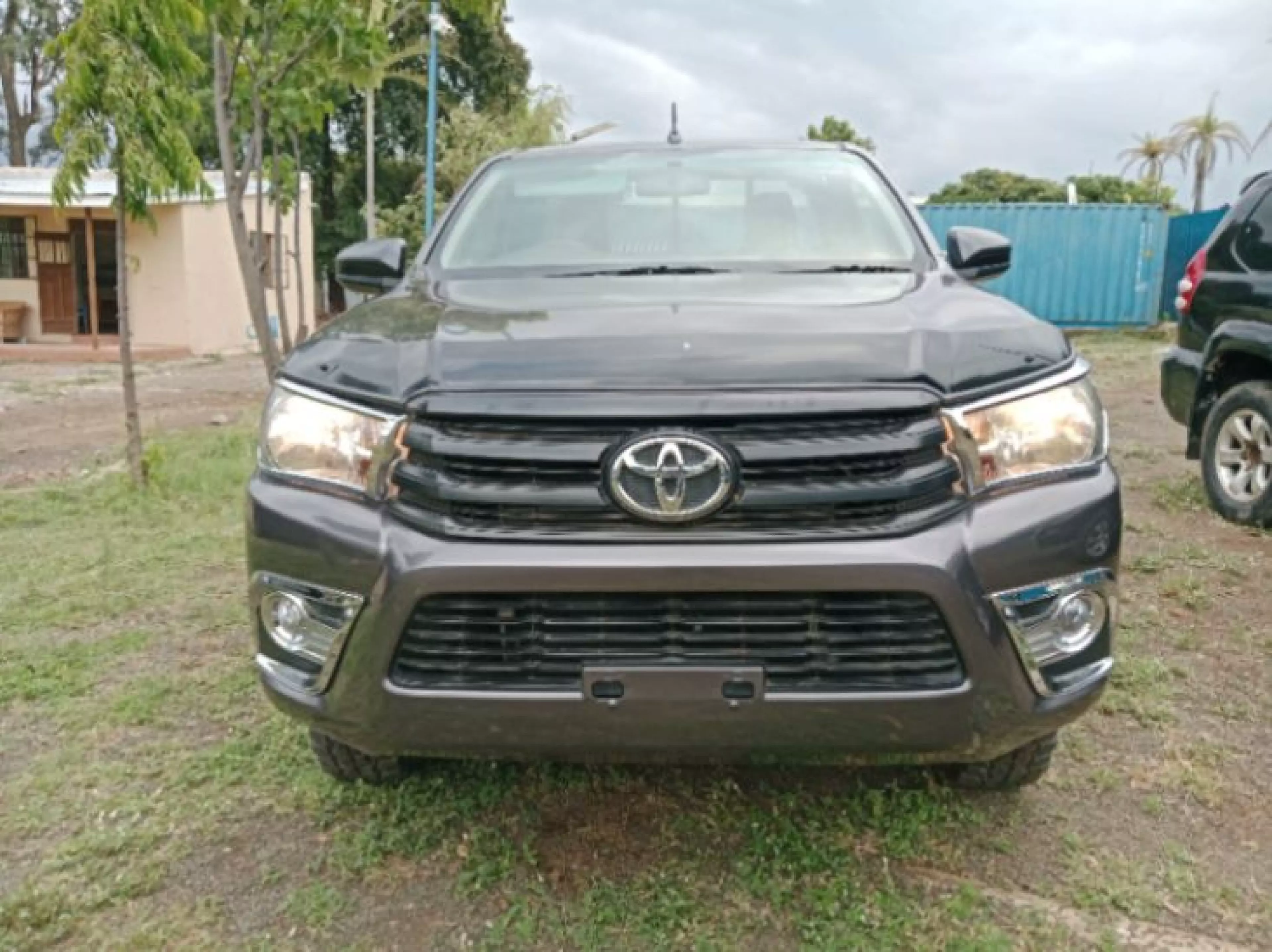 Toyota Hilux - 2016