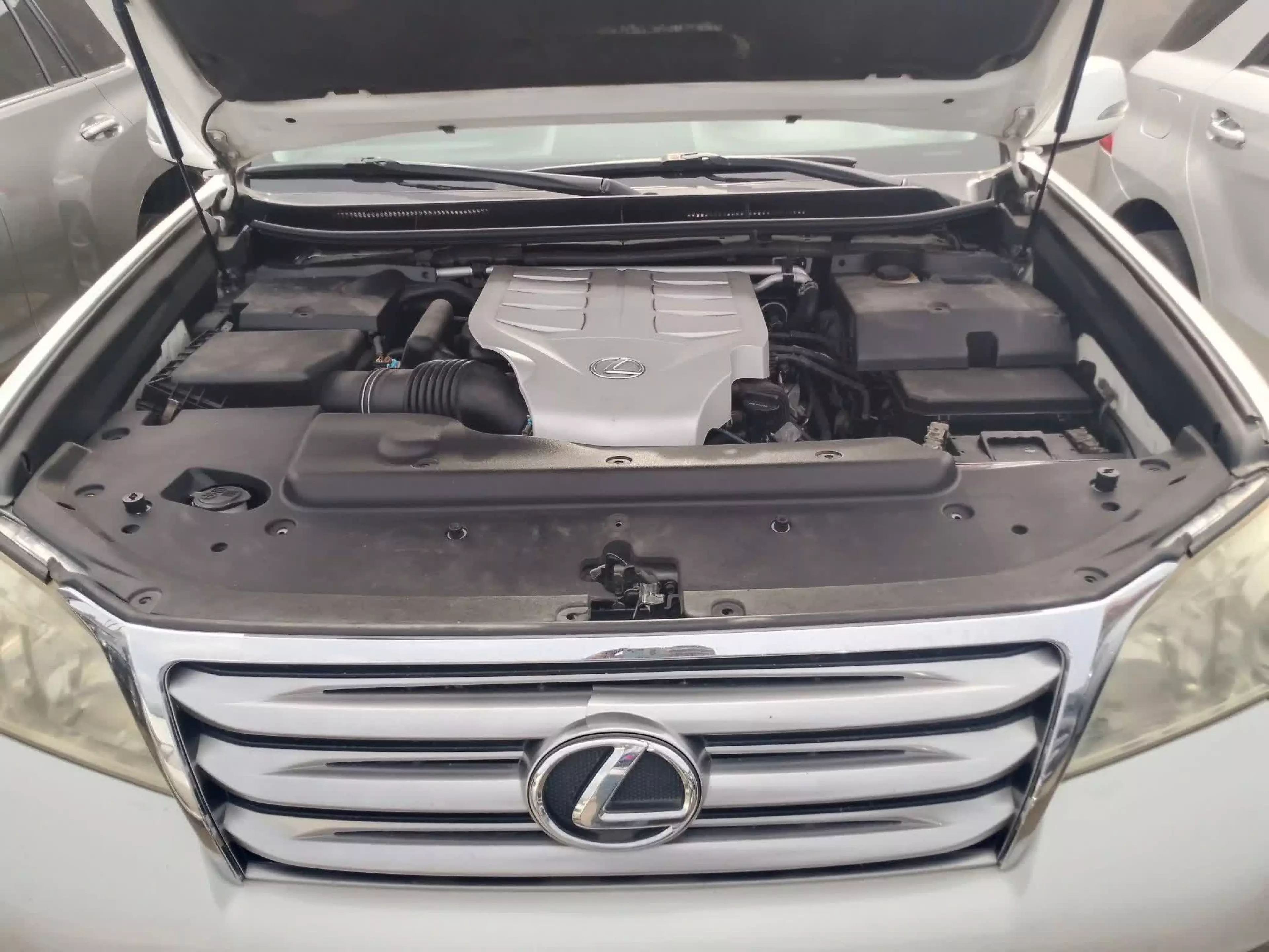 Lexus GX 460   - 2012
