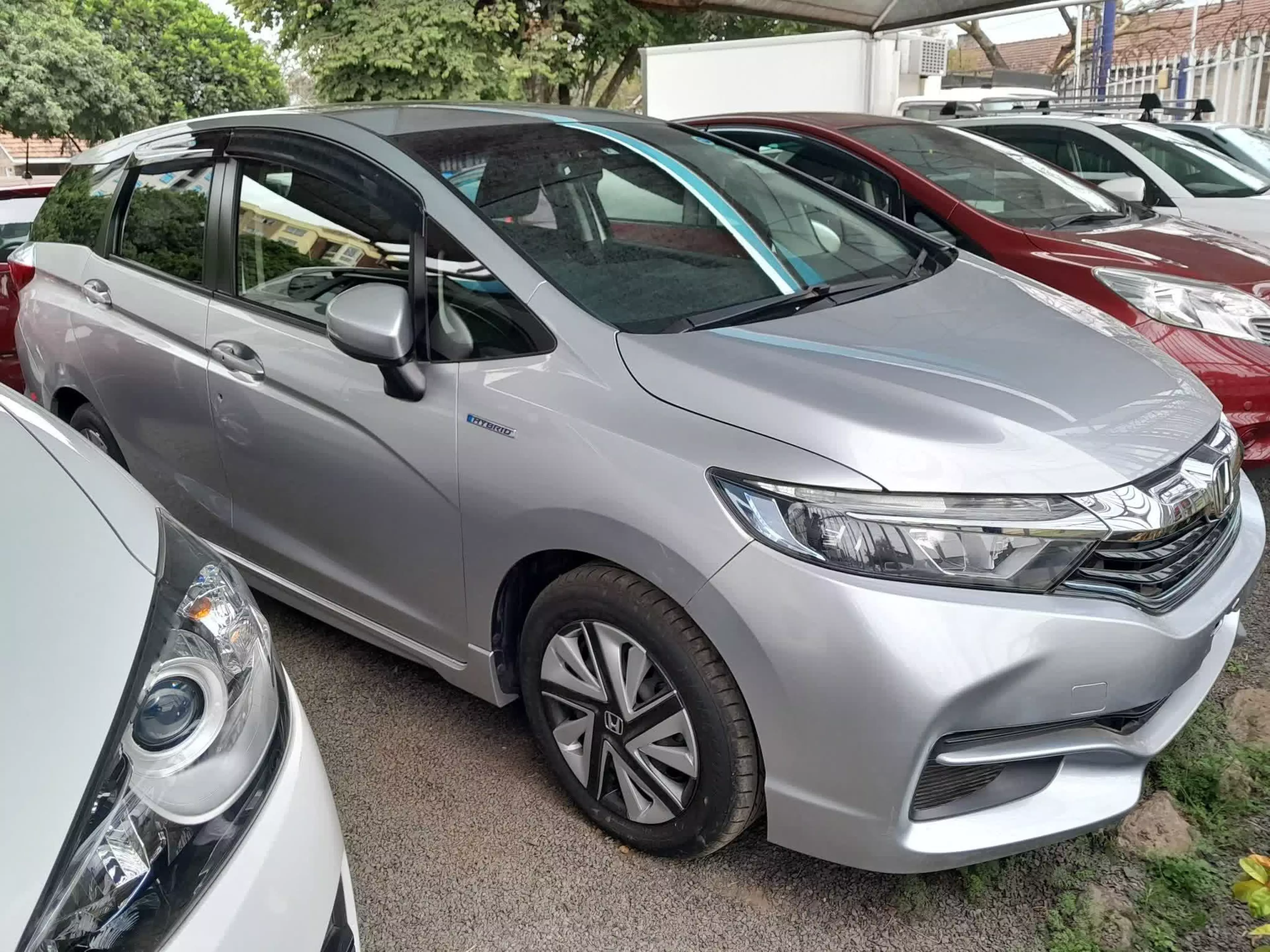 Honda Fit shuttle hybrid - 2015