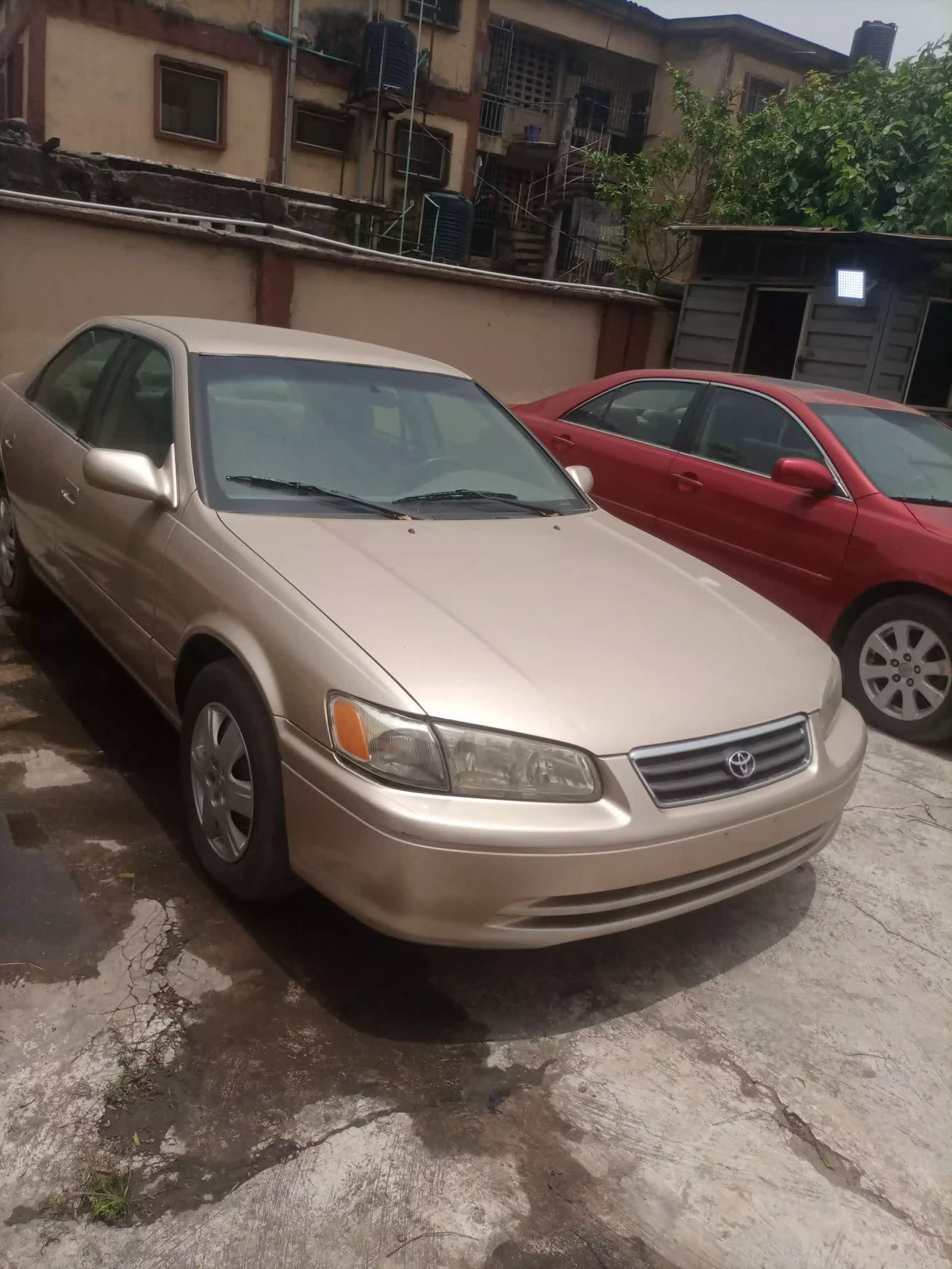 Toyota Camry - 2001