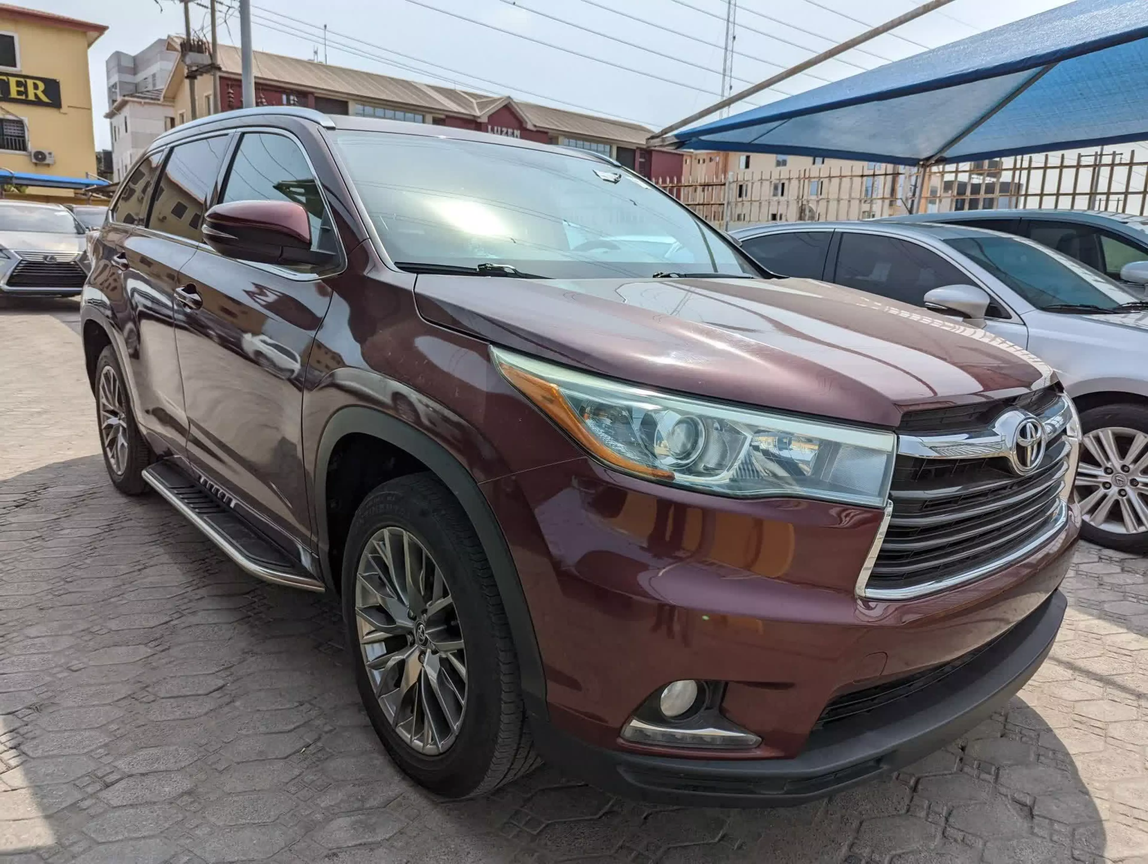 Toyota Highlander - 2015