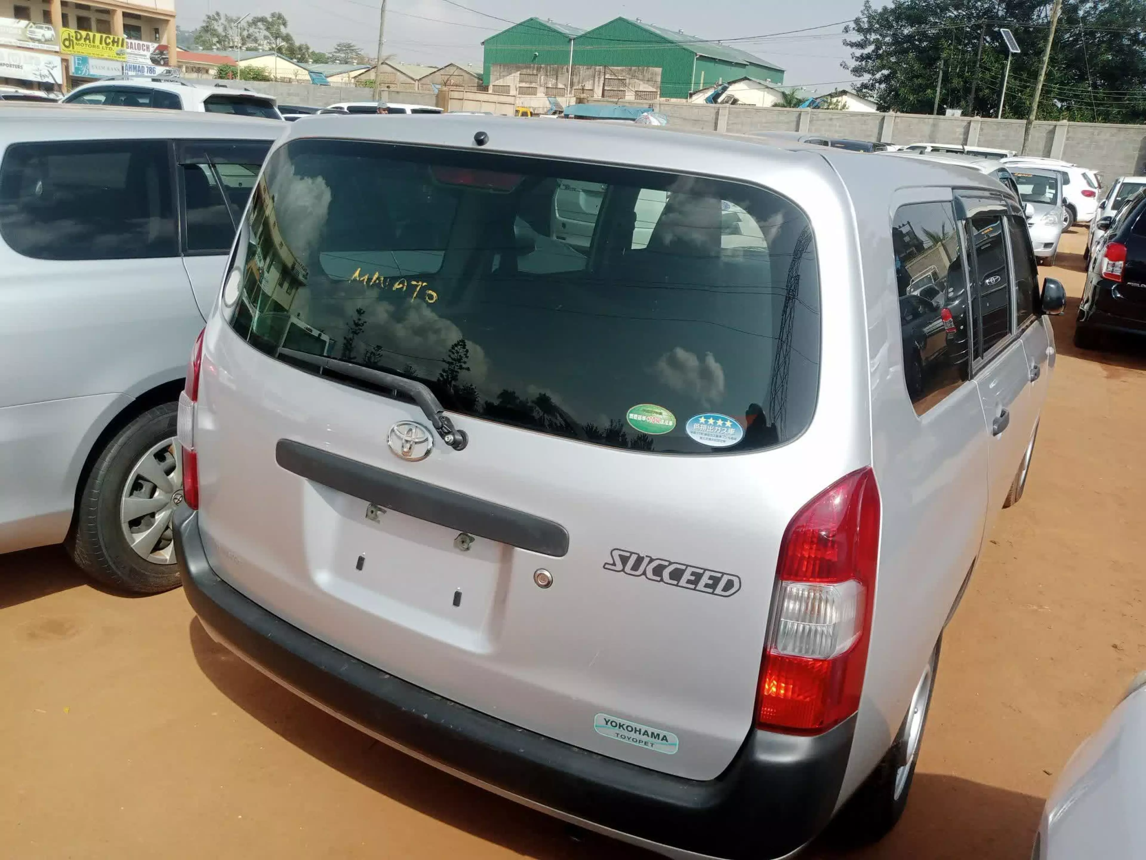 Toyota Succeed  - 2014