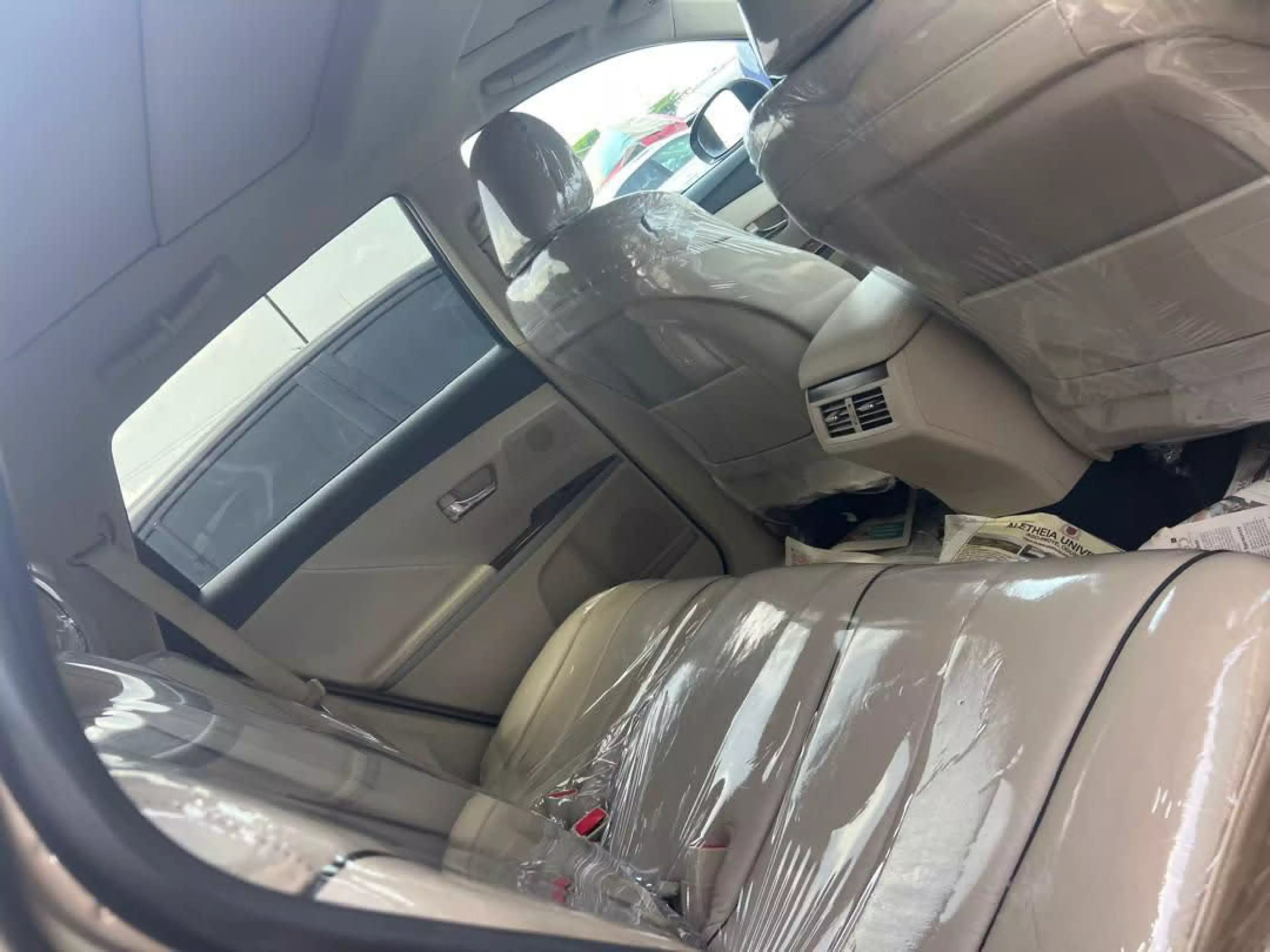 Toyota Venza   - 2012