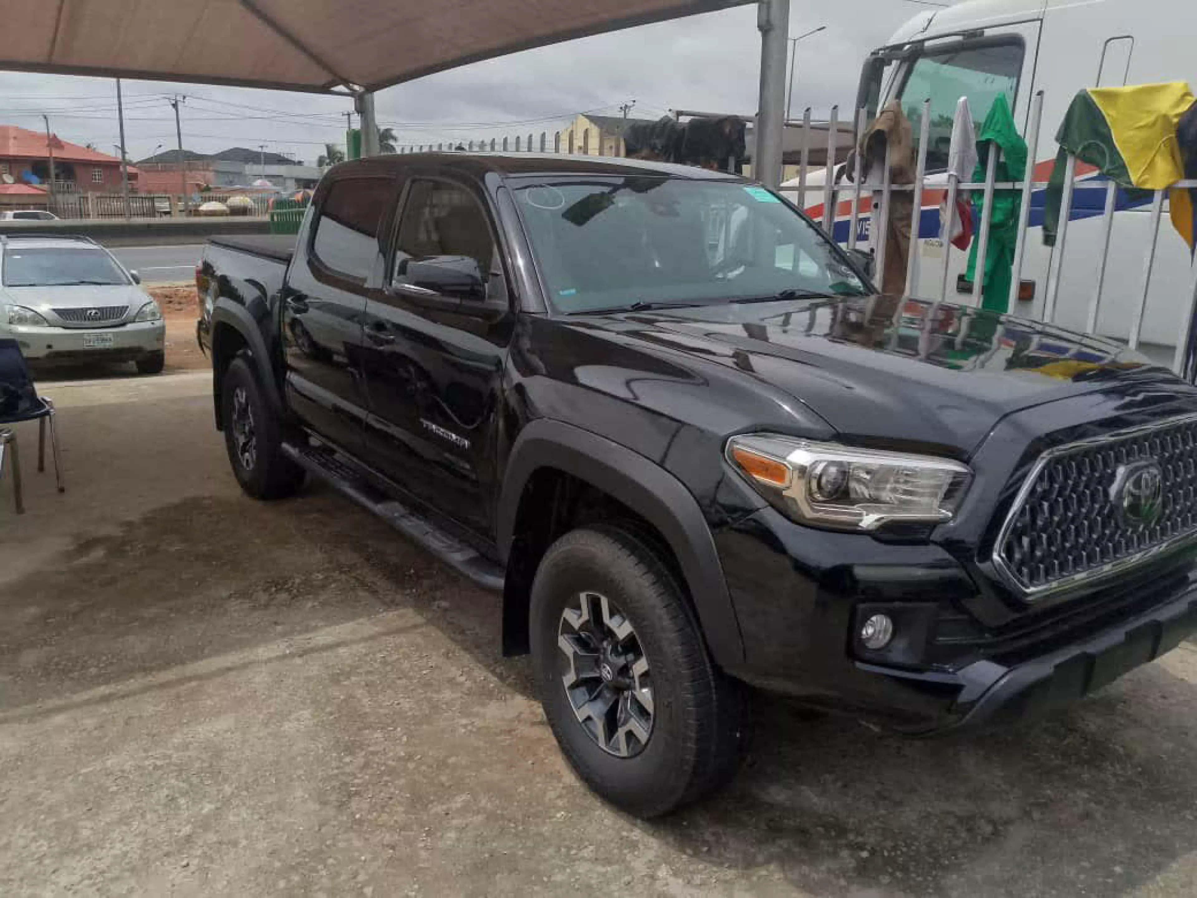 Toyota Tacoma - 2018