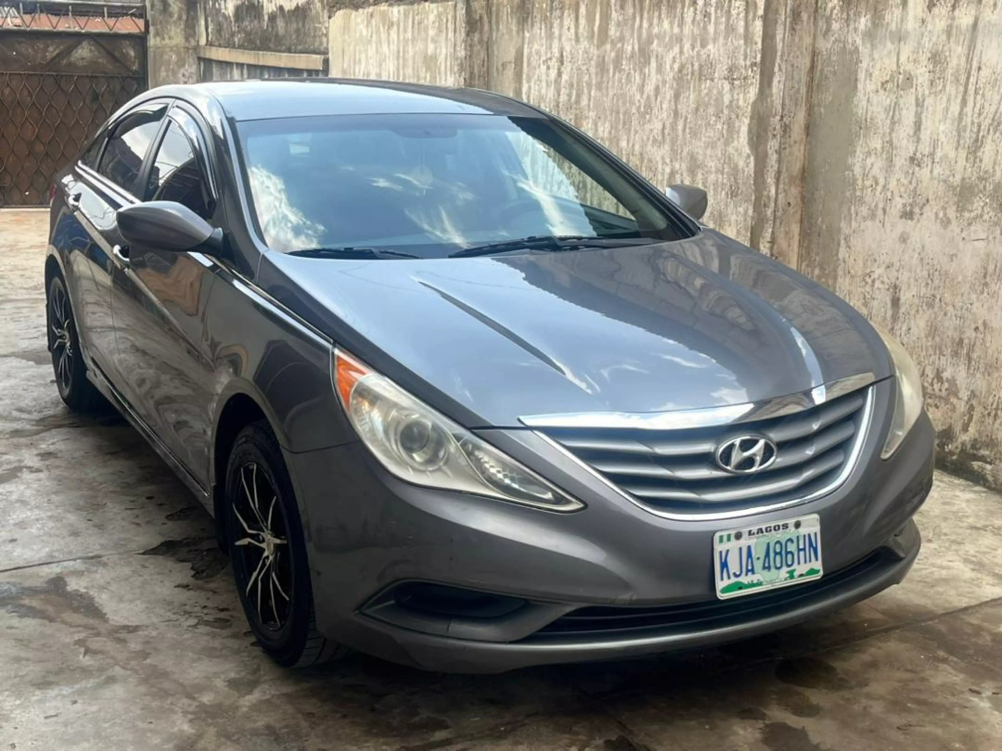Hyundai Sonata - 2011