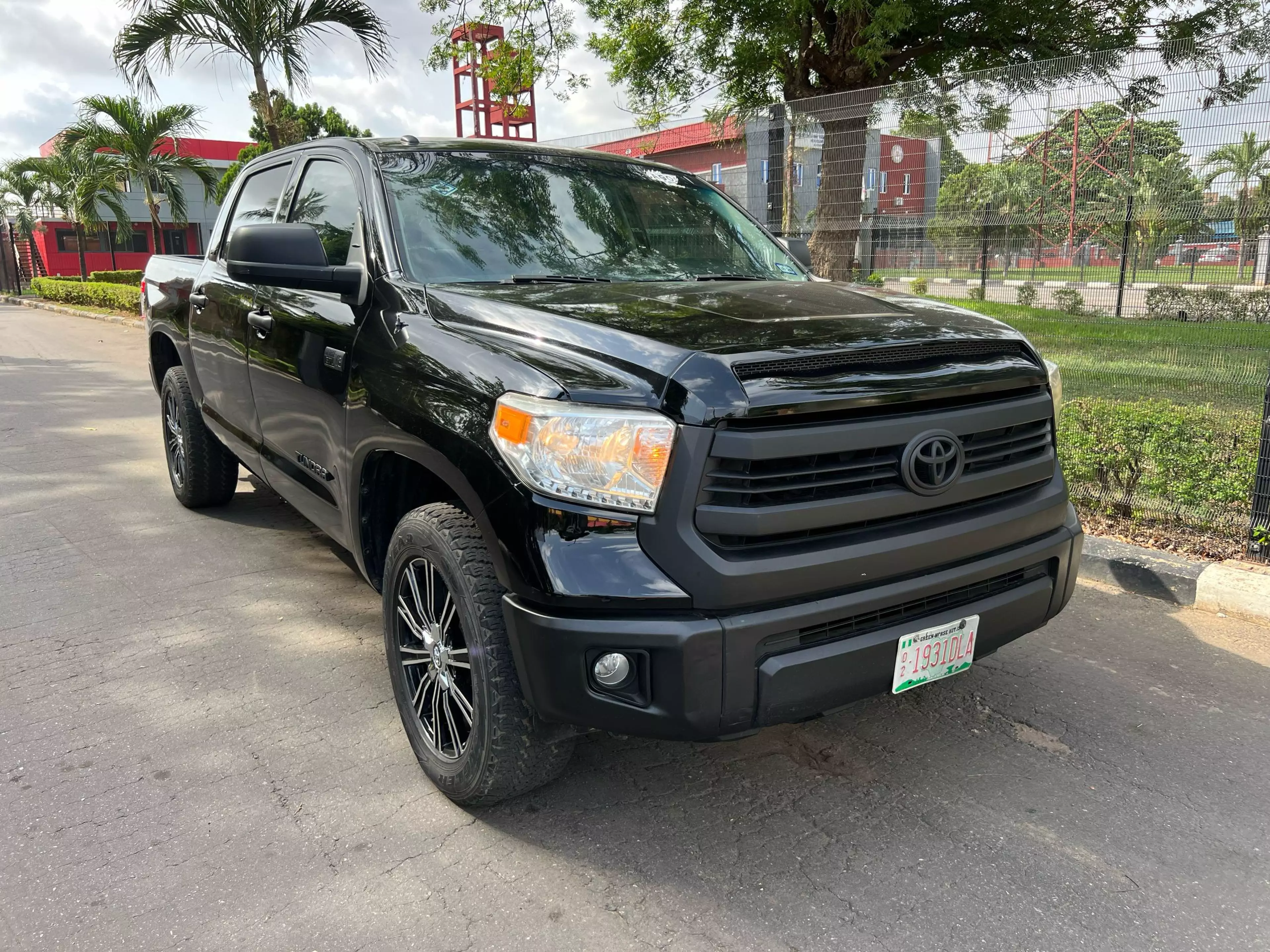 Toyota Tundra - 2015