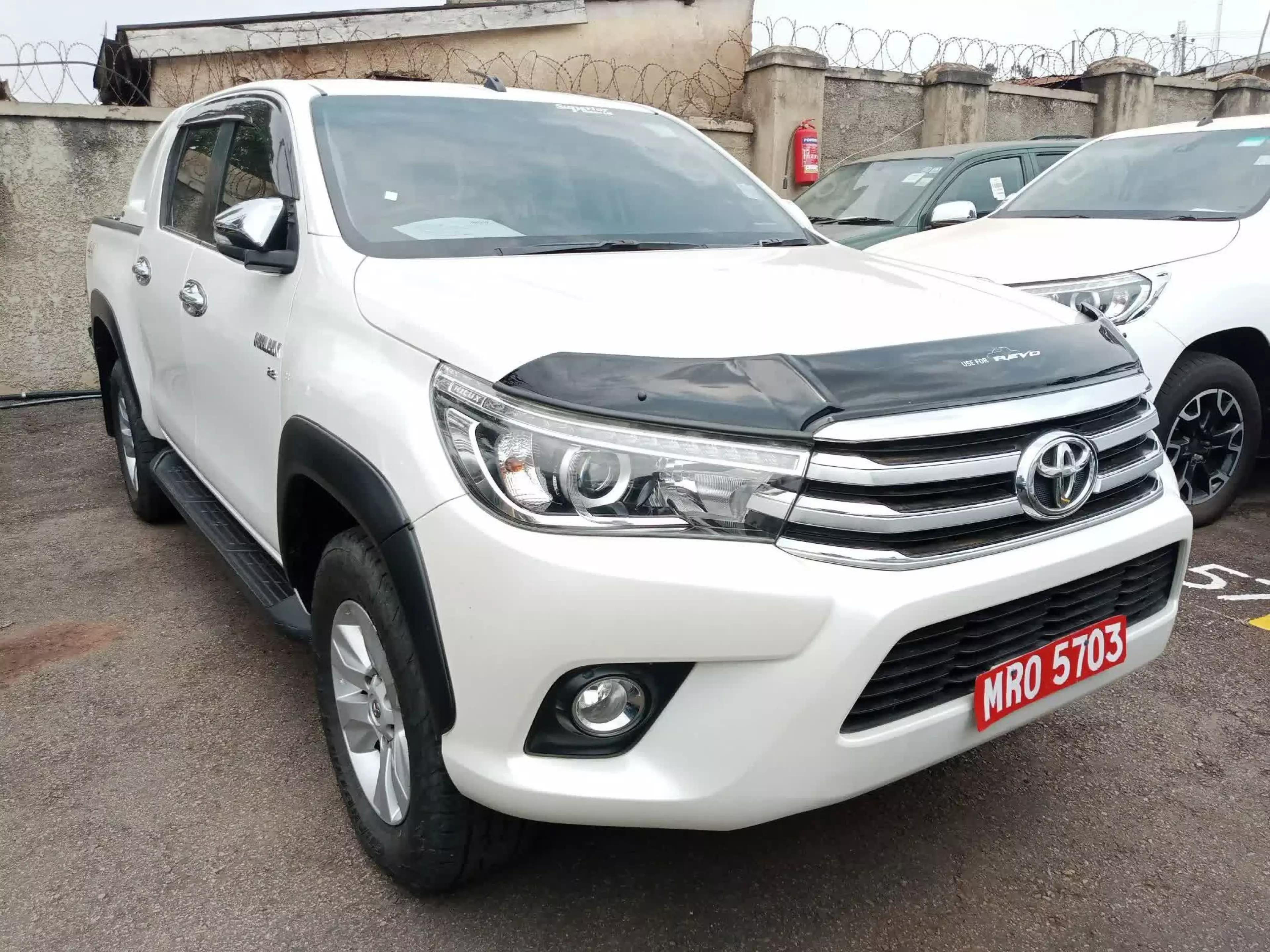 Toyota Hilux - 2016