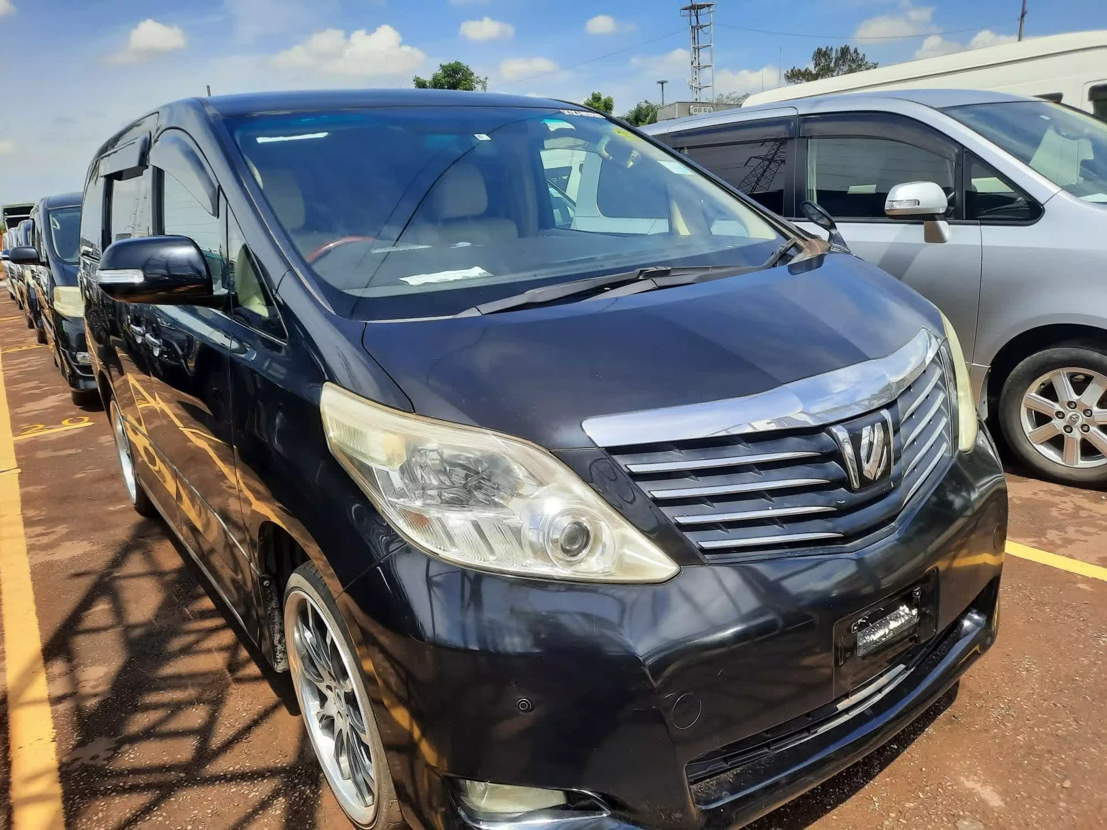 Toyota Alphard - 2009