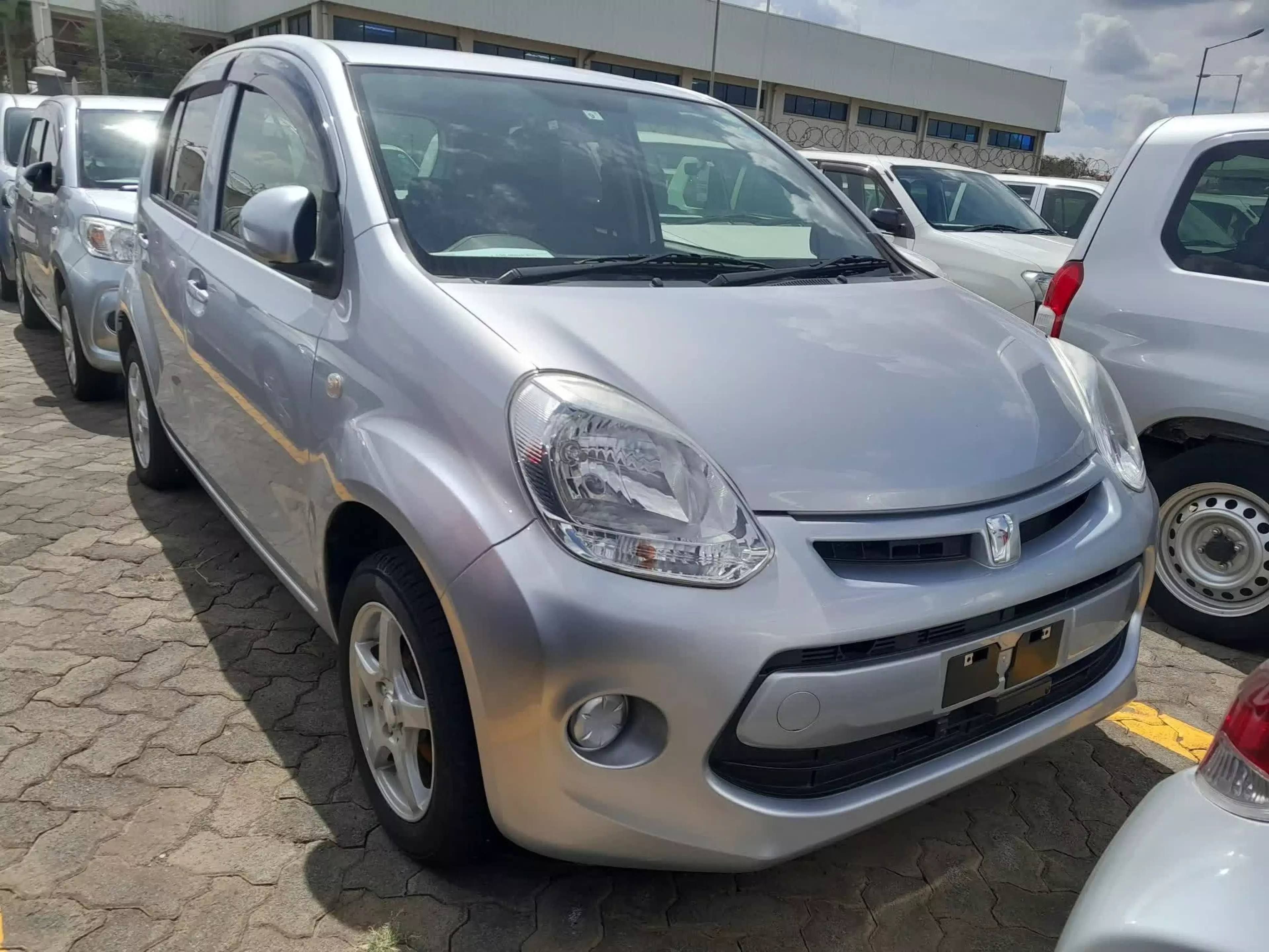 Toyota Passo - 2015
