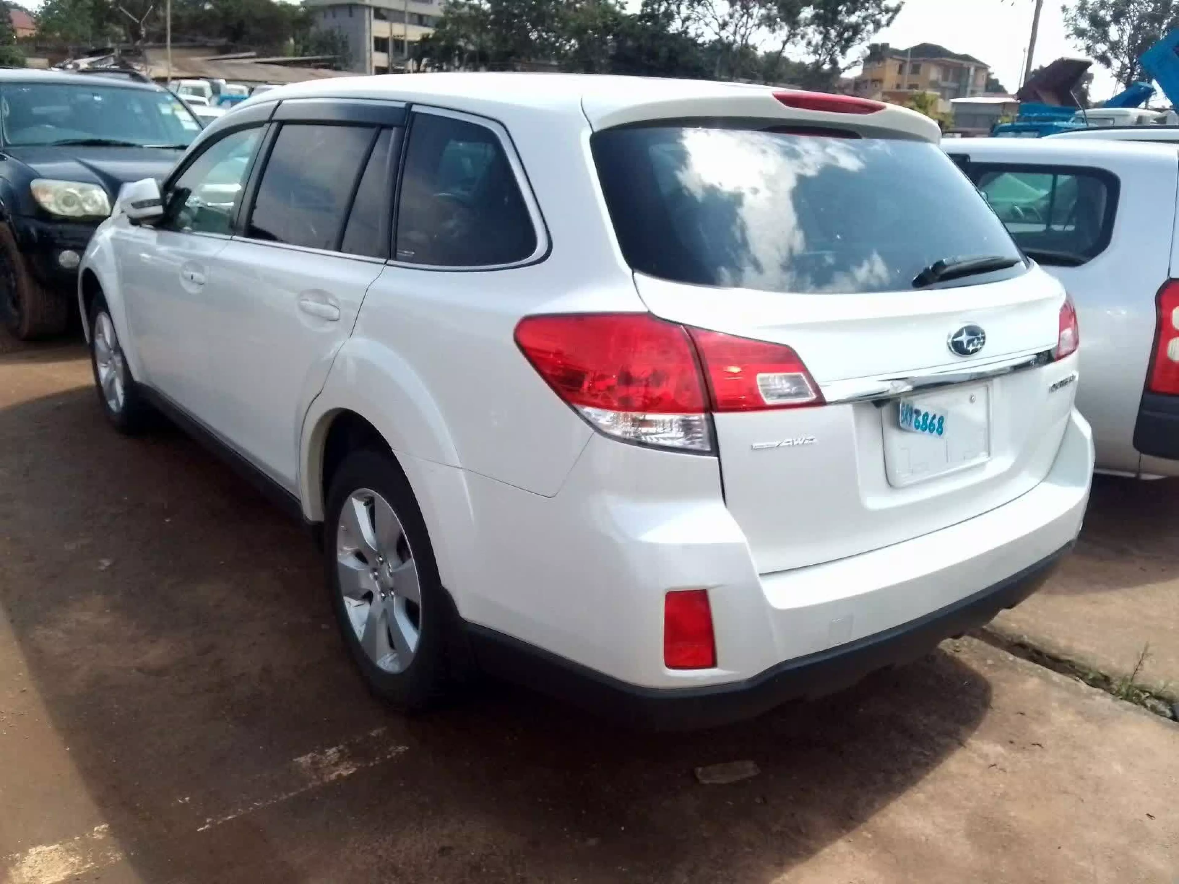 Subaru Outback - 2010