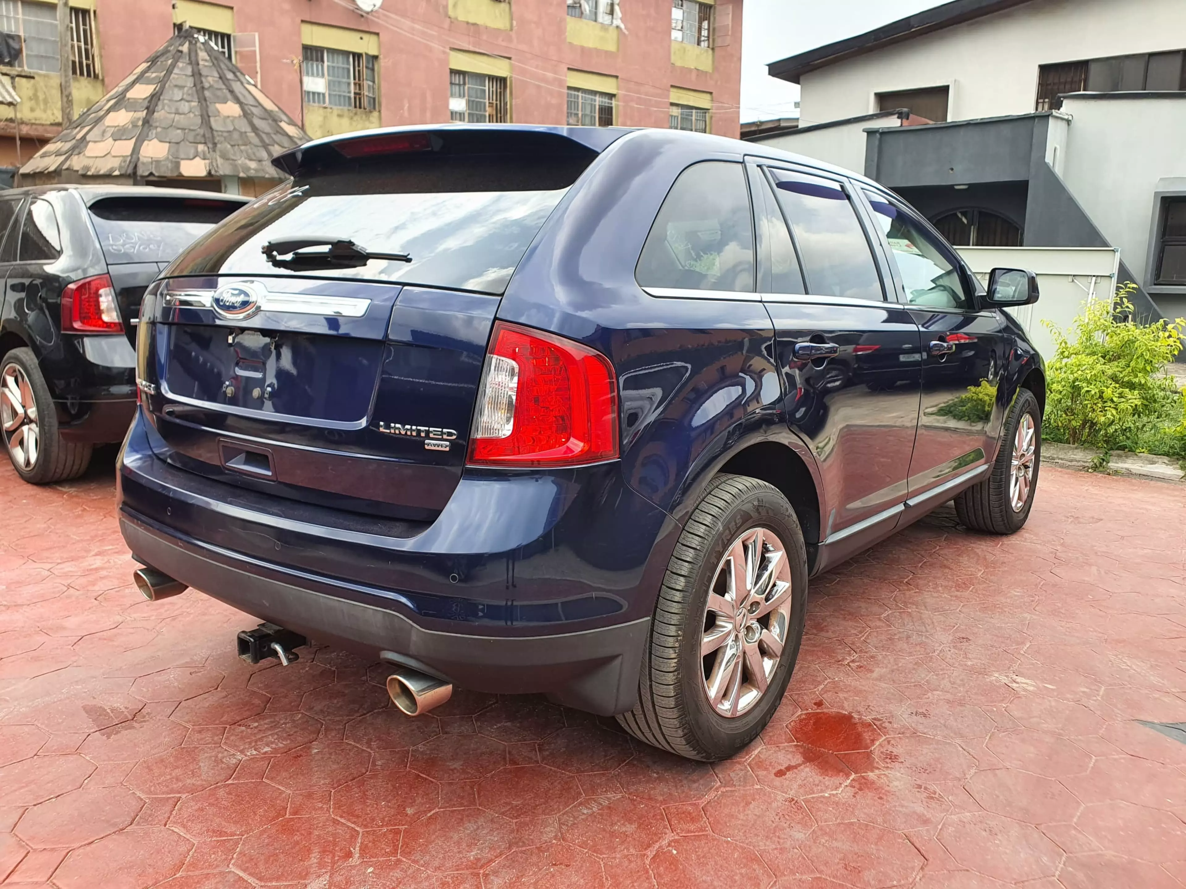 Ford Edge   - 2011