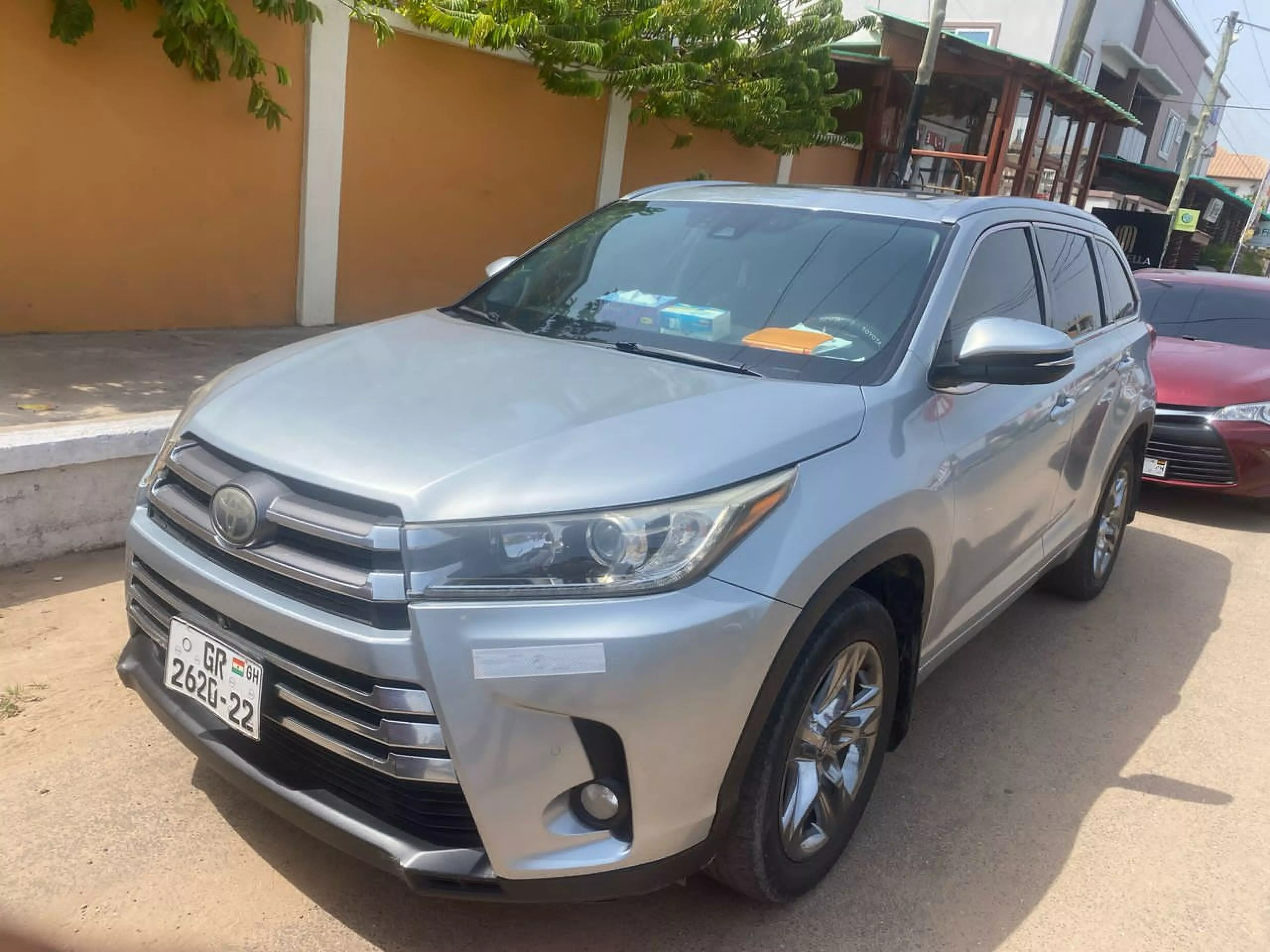 Toyota Highlander   - 2017
