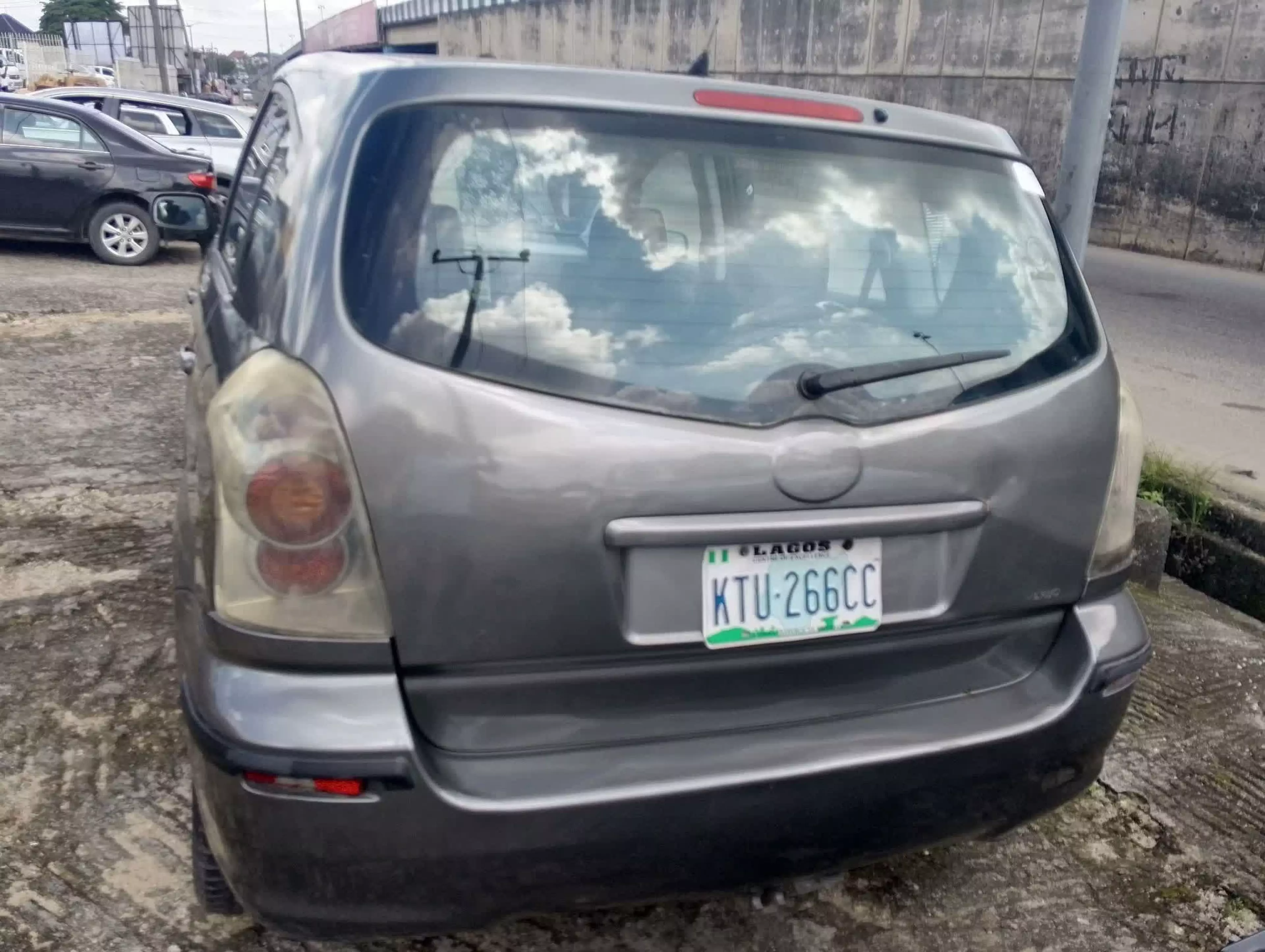 Toyota Corolla Verso   - 2005